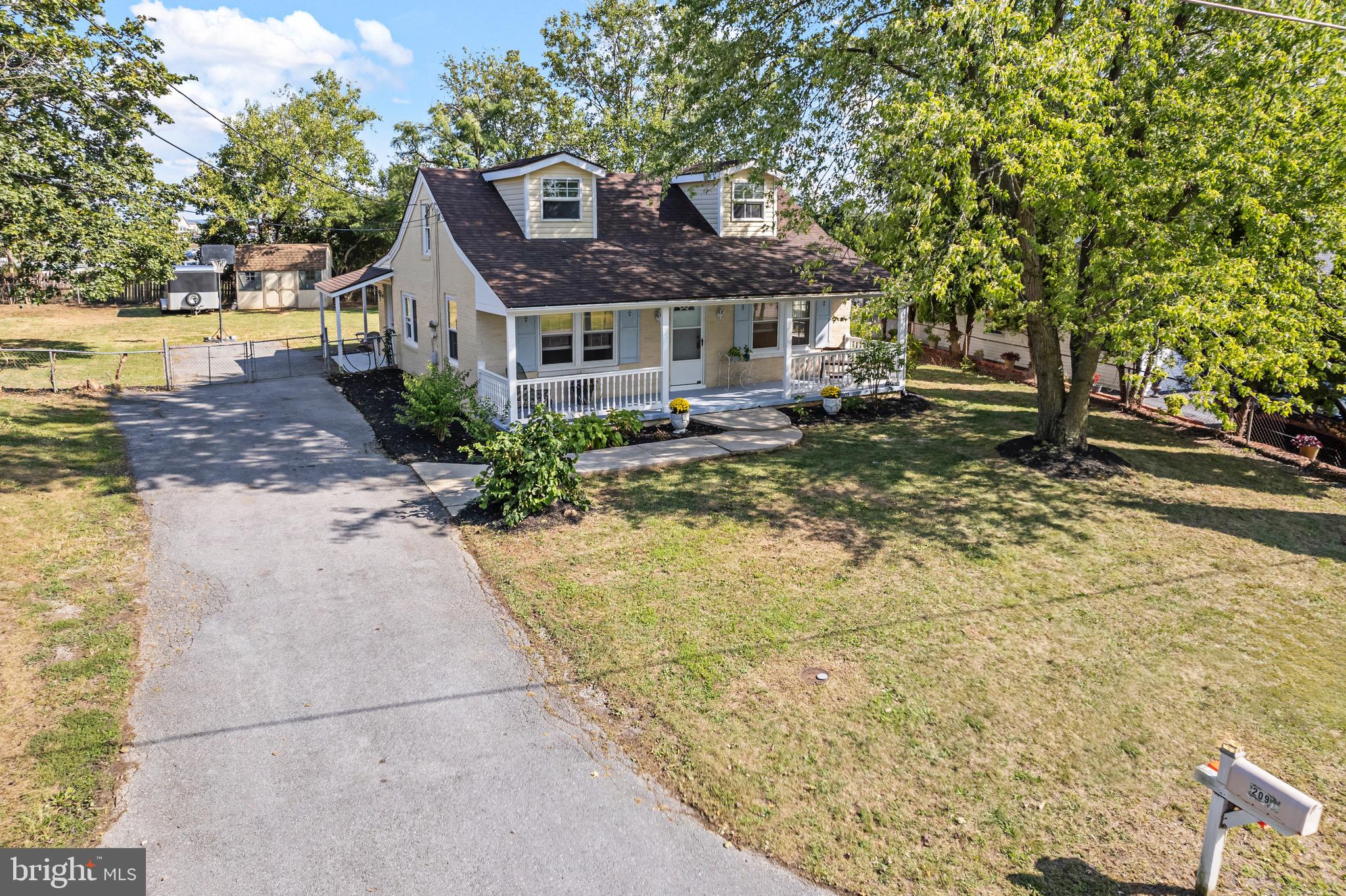 ORCHARD HILLS - Residential