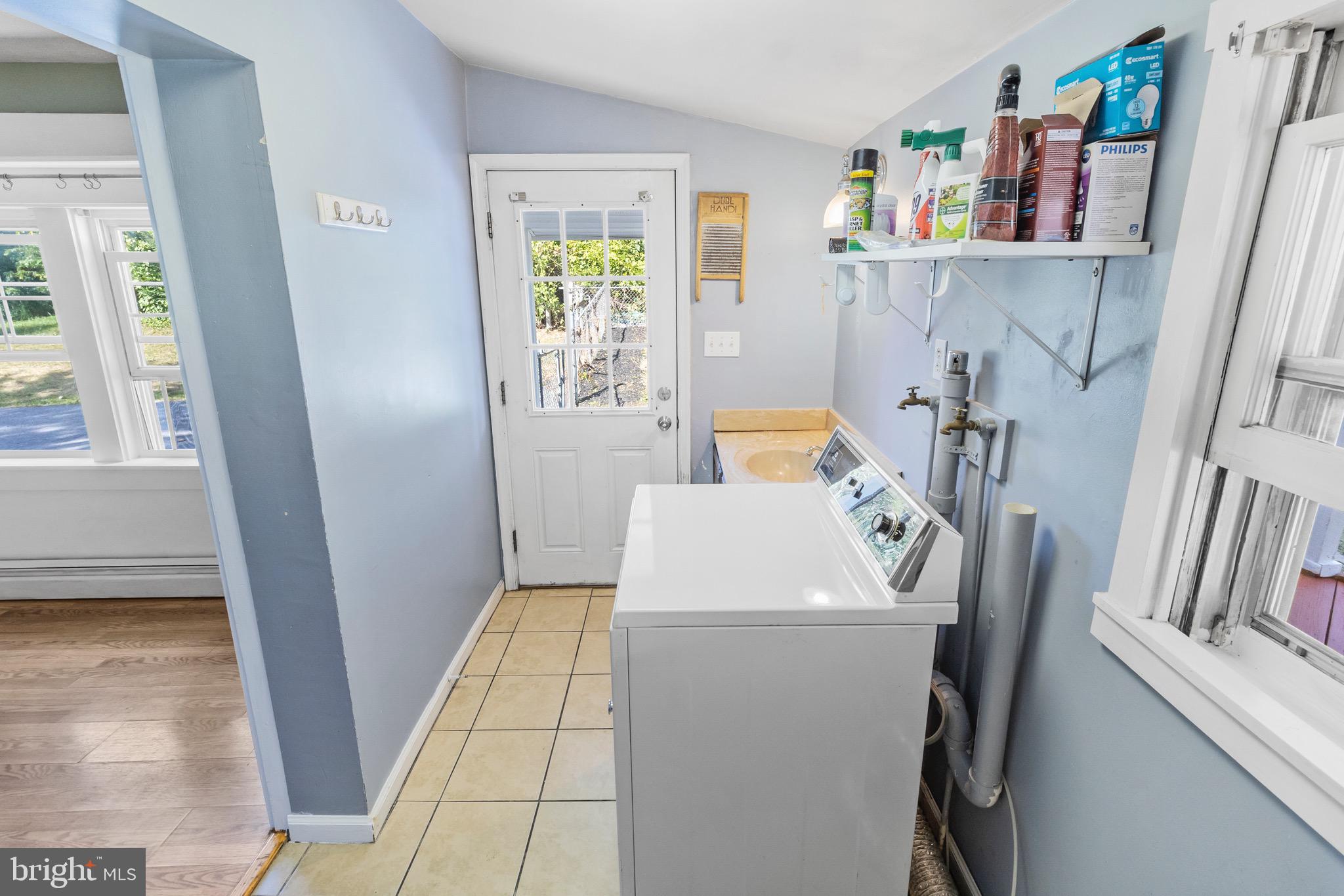 ORCHARD HILLS - Residential