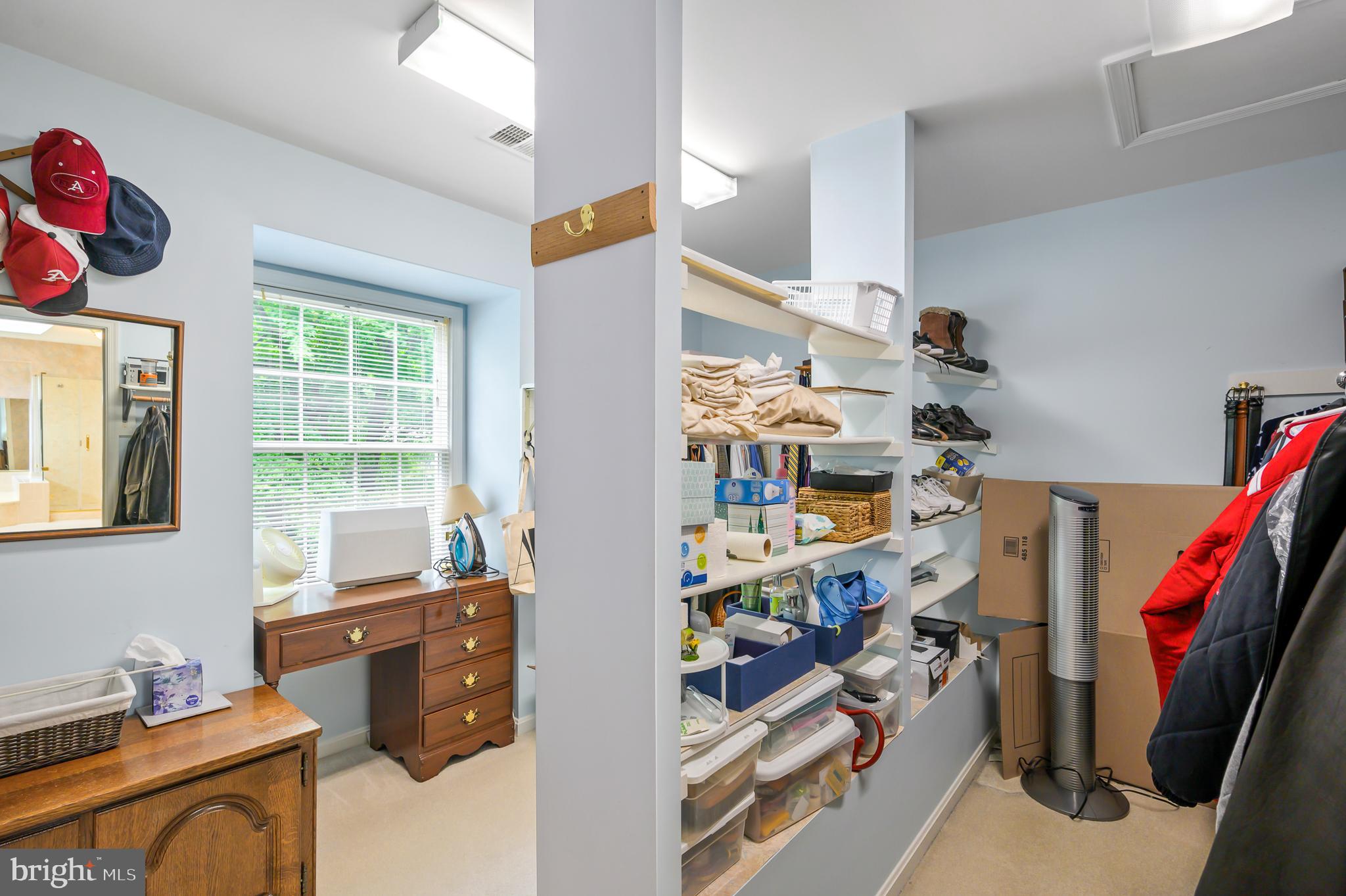 SHAKER WOODS - Residential