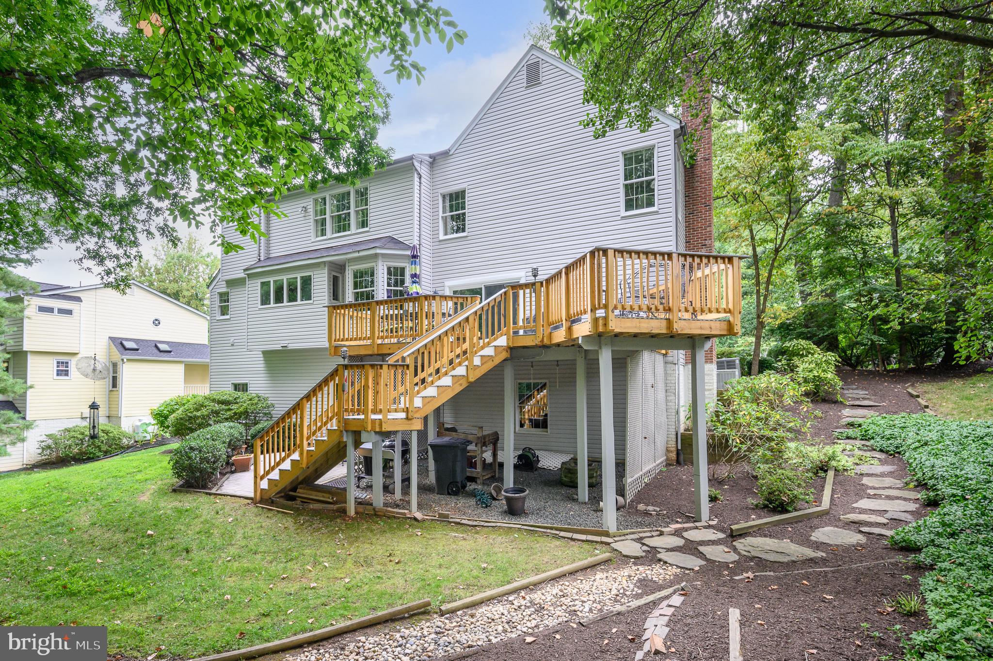 SHAKER WOODS - Residential