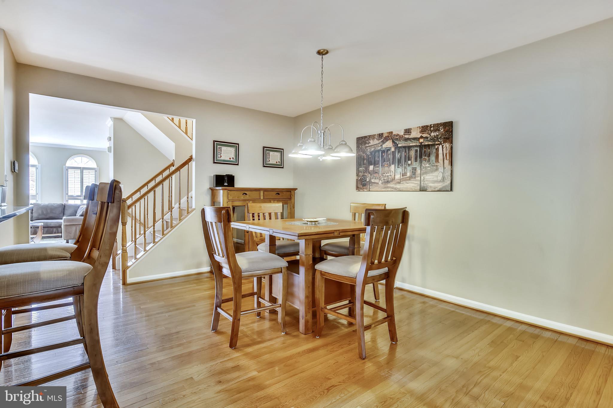 GOVERNORS GROVE - Residential