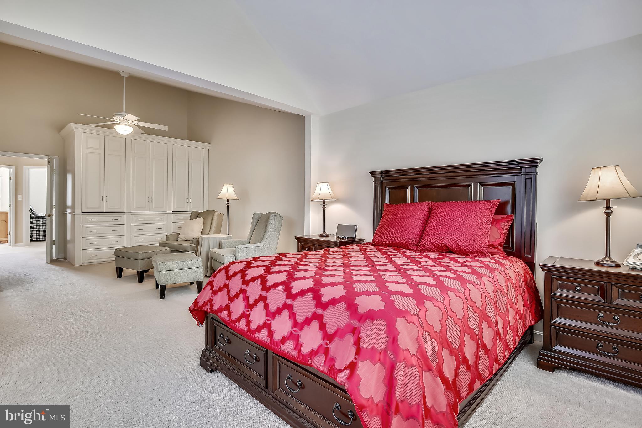 GOVERNORS GROVE - Residential