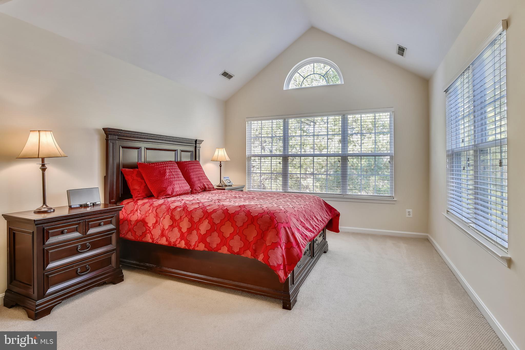 GOVERNORS GROVE - Residential