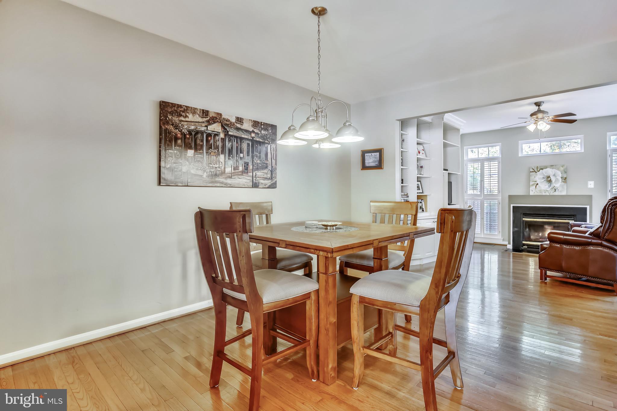 GOVERNORS GROVE - Residential