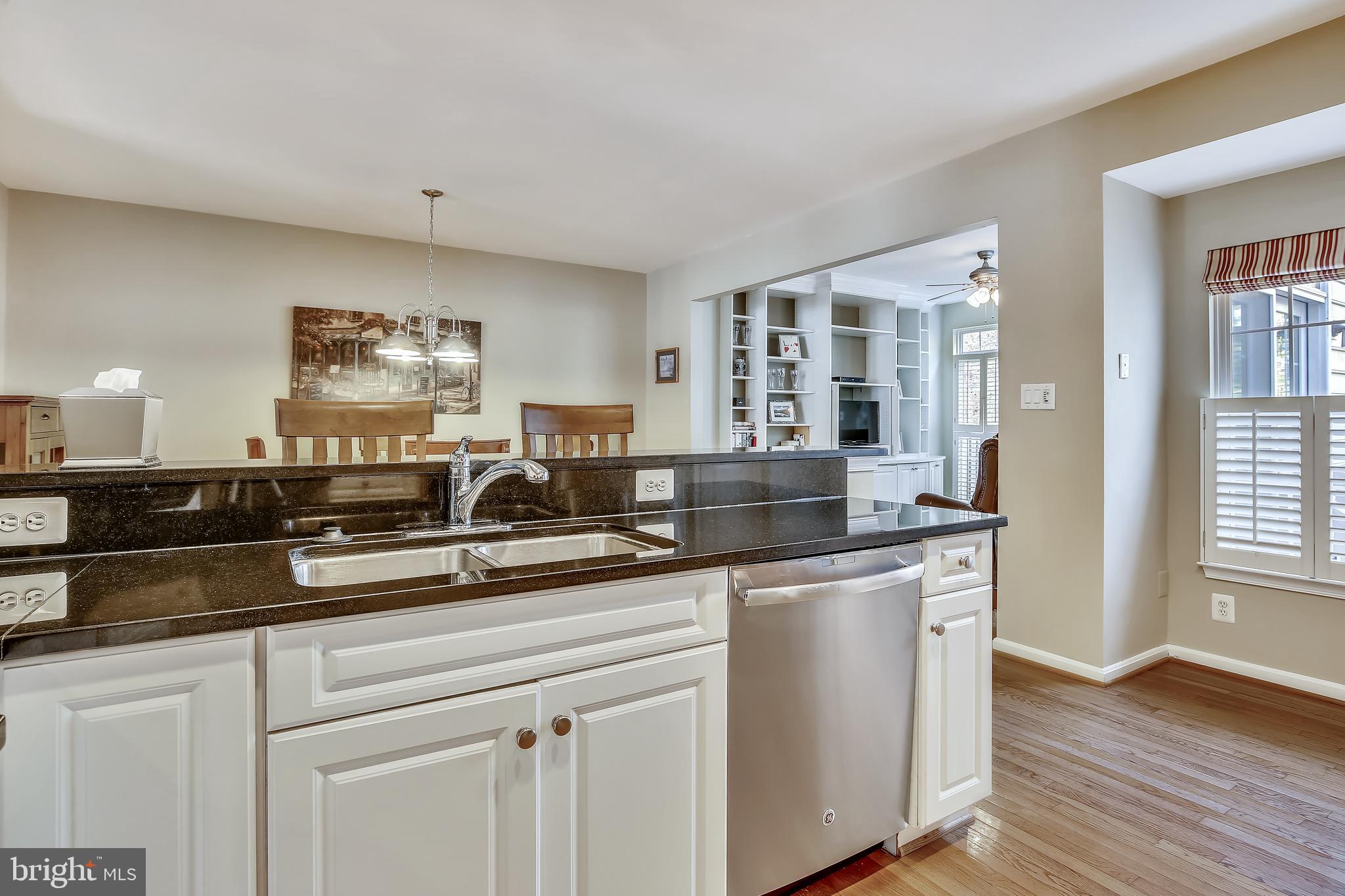 GOVERNORS GROVE - Residential