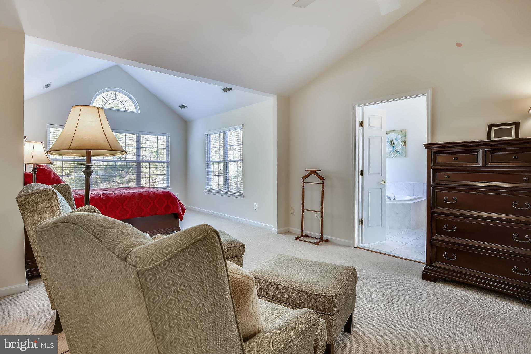 GOVERNORS GROVE - Residential