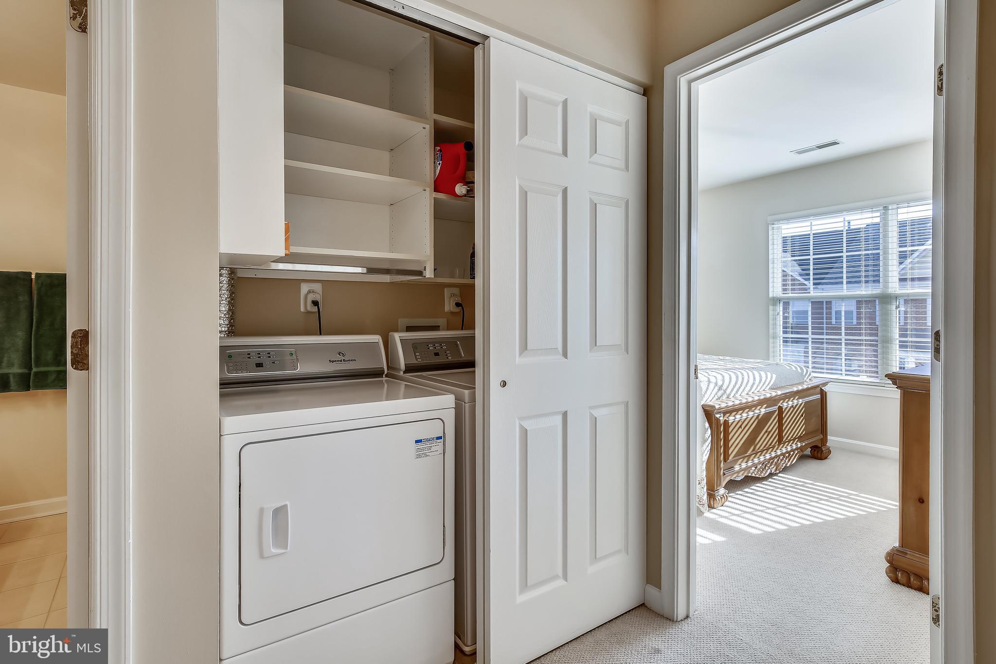 GOVERNORS GROVE - Residential