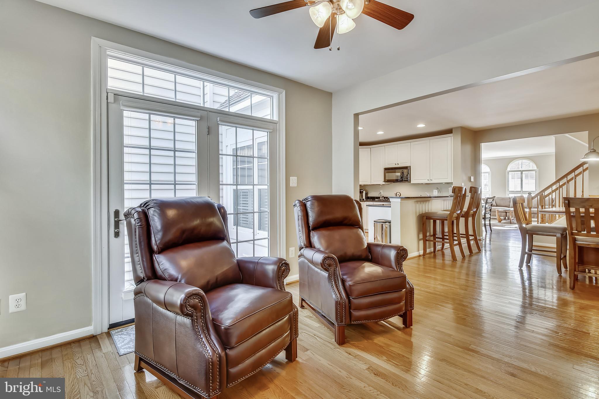 GOVERNORS GROVE - Residential