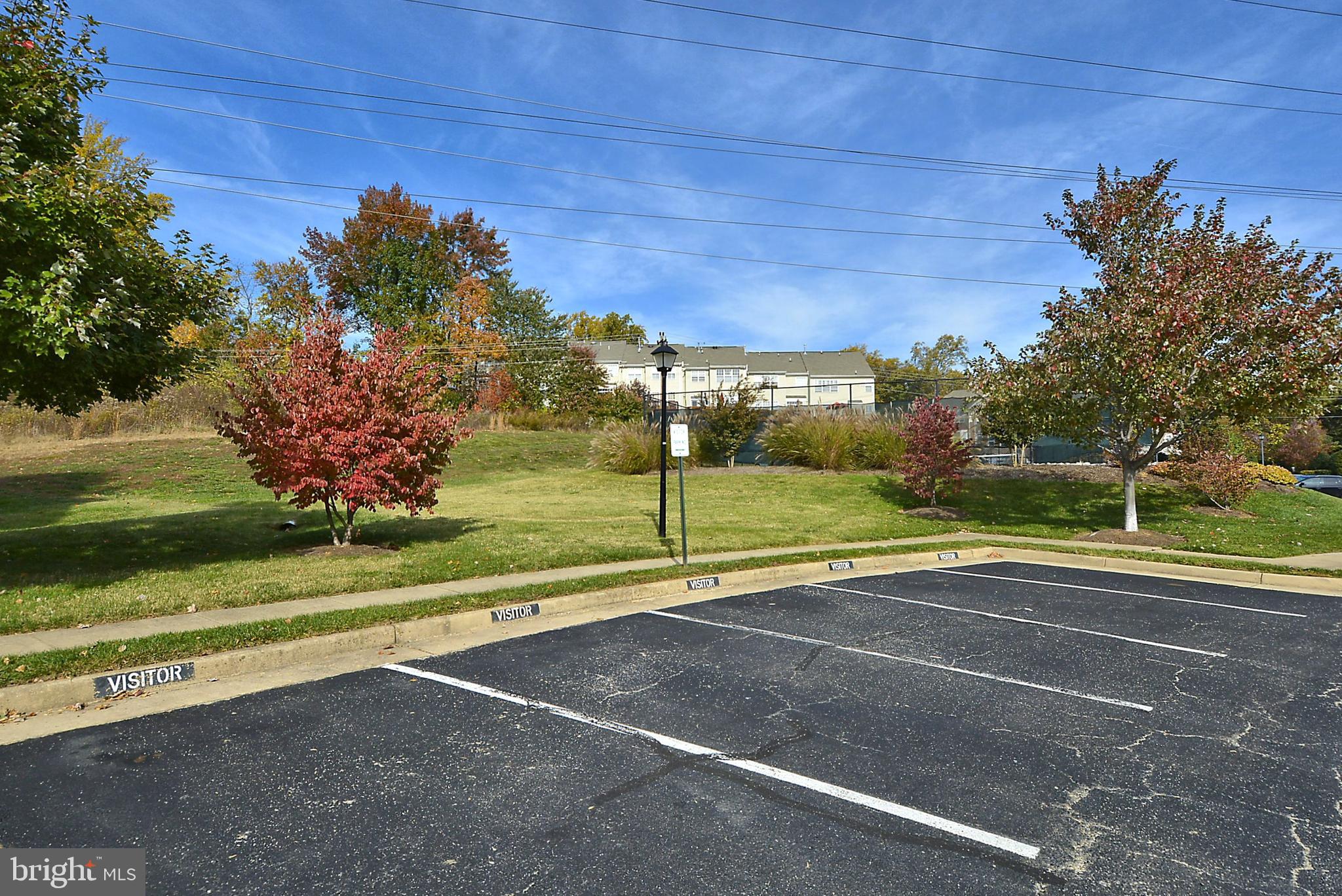 GOVERNORS GROVE - Residential