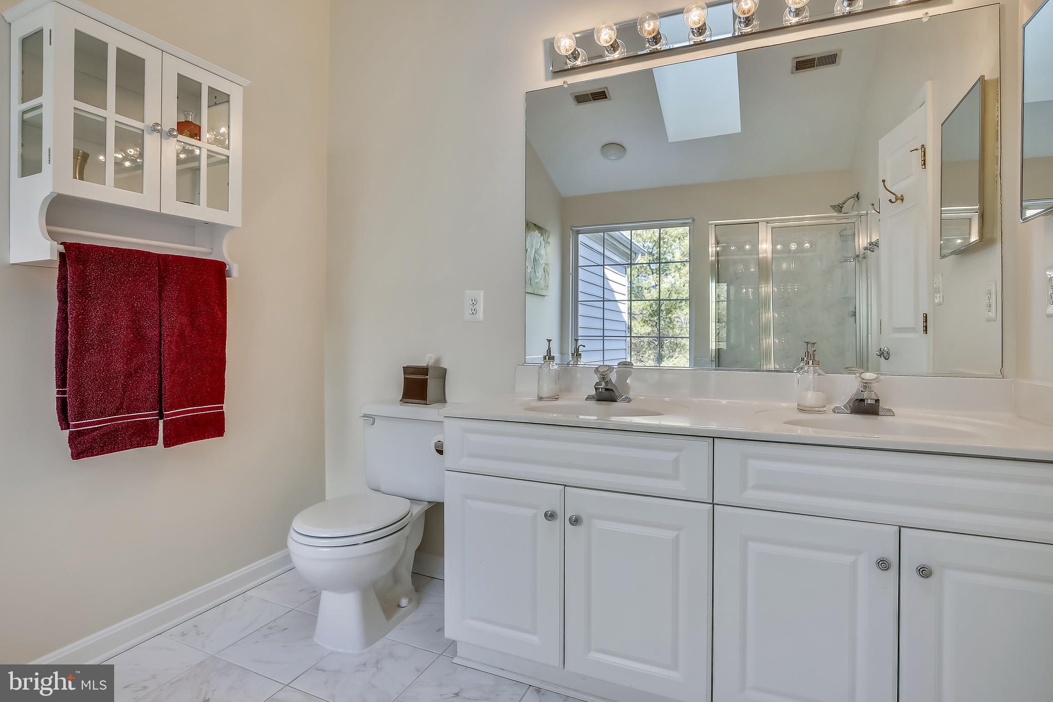 GOVERNORS GROVE - Residential