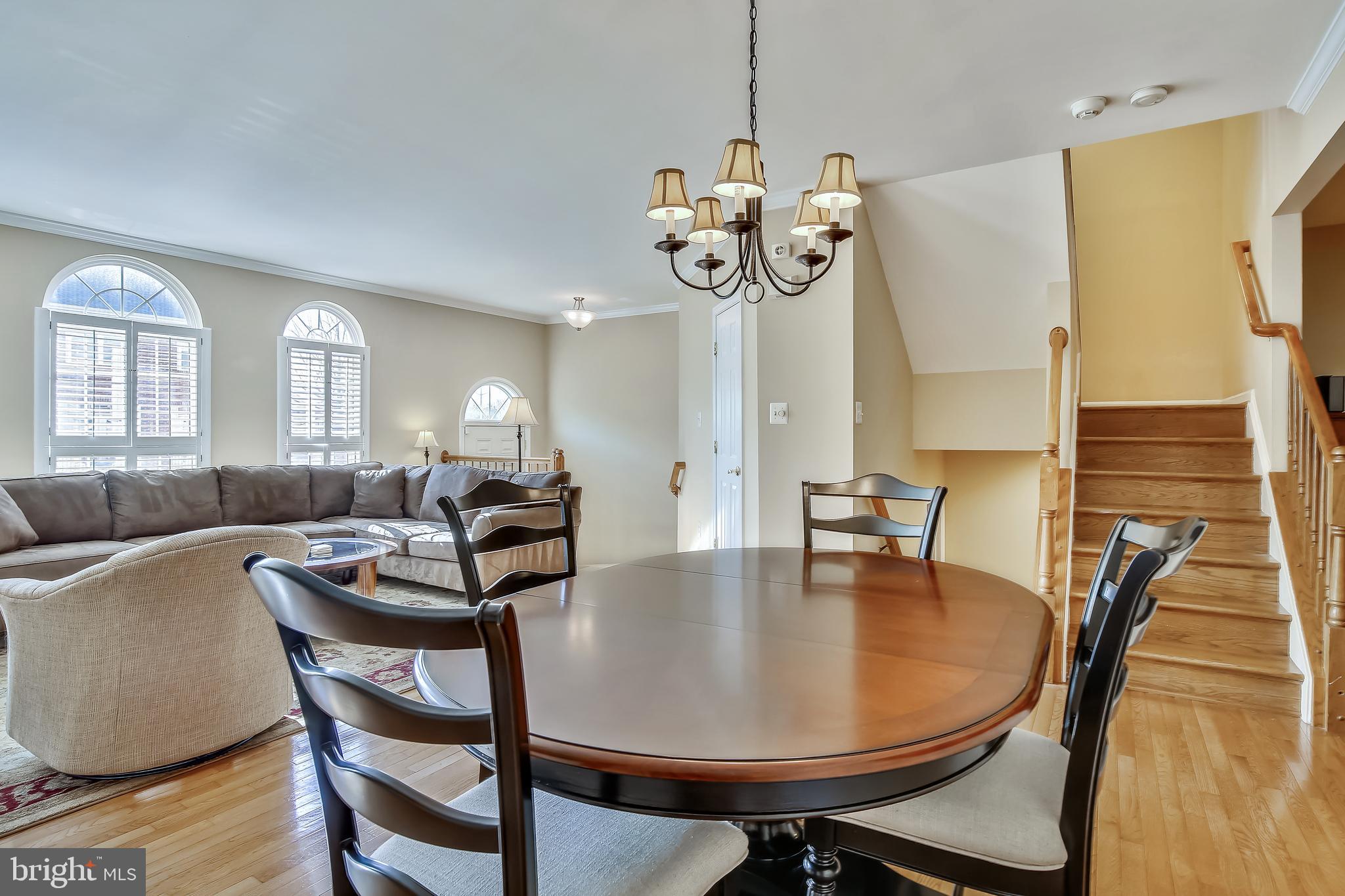 GOVERNORS GROVE - Residential