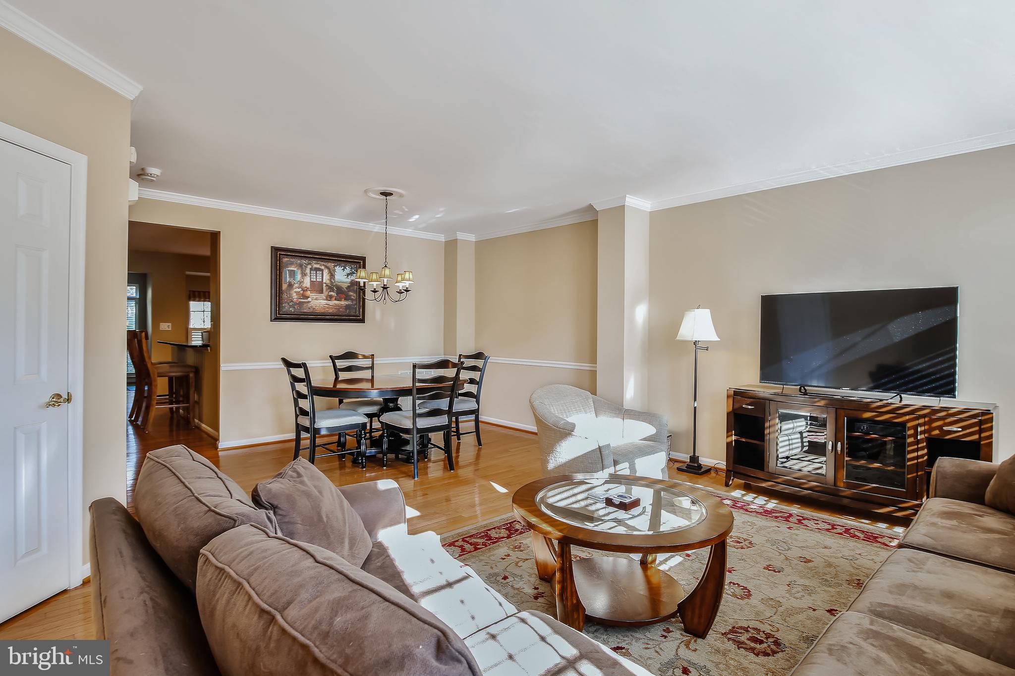 GOVERNORS GROVE - Residential