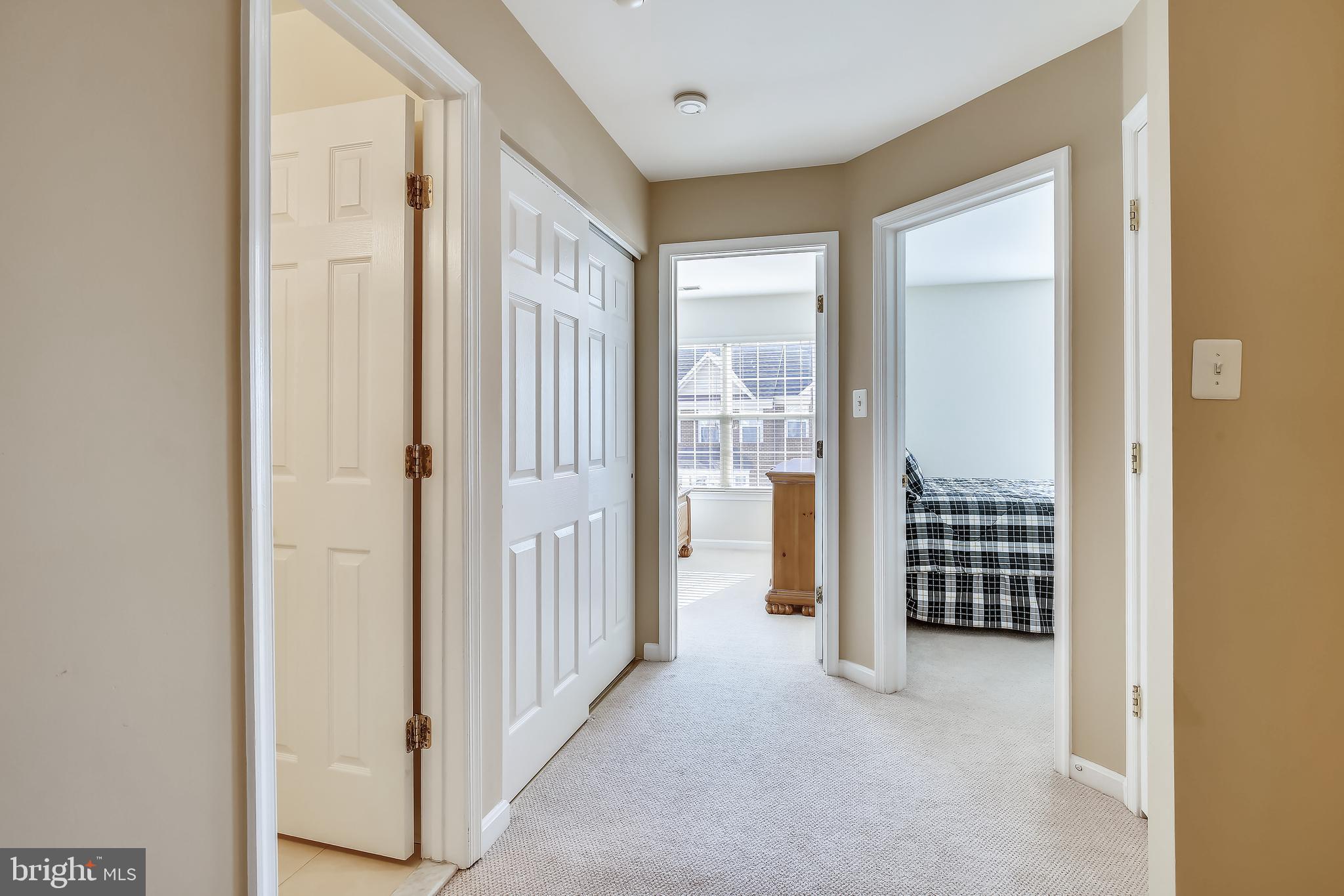 GOVERNORS GROVE - Residential