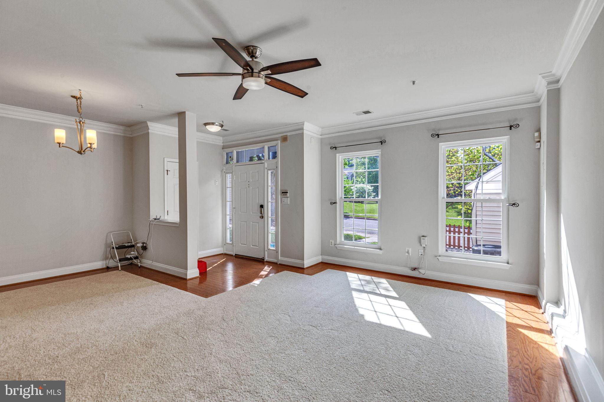 8716 SALINAS COURT