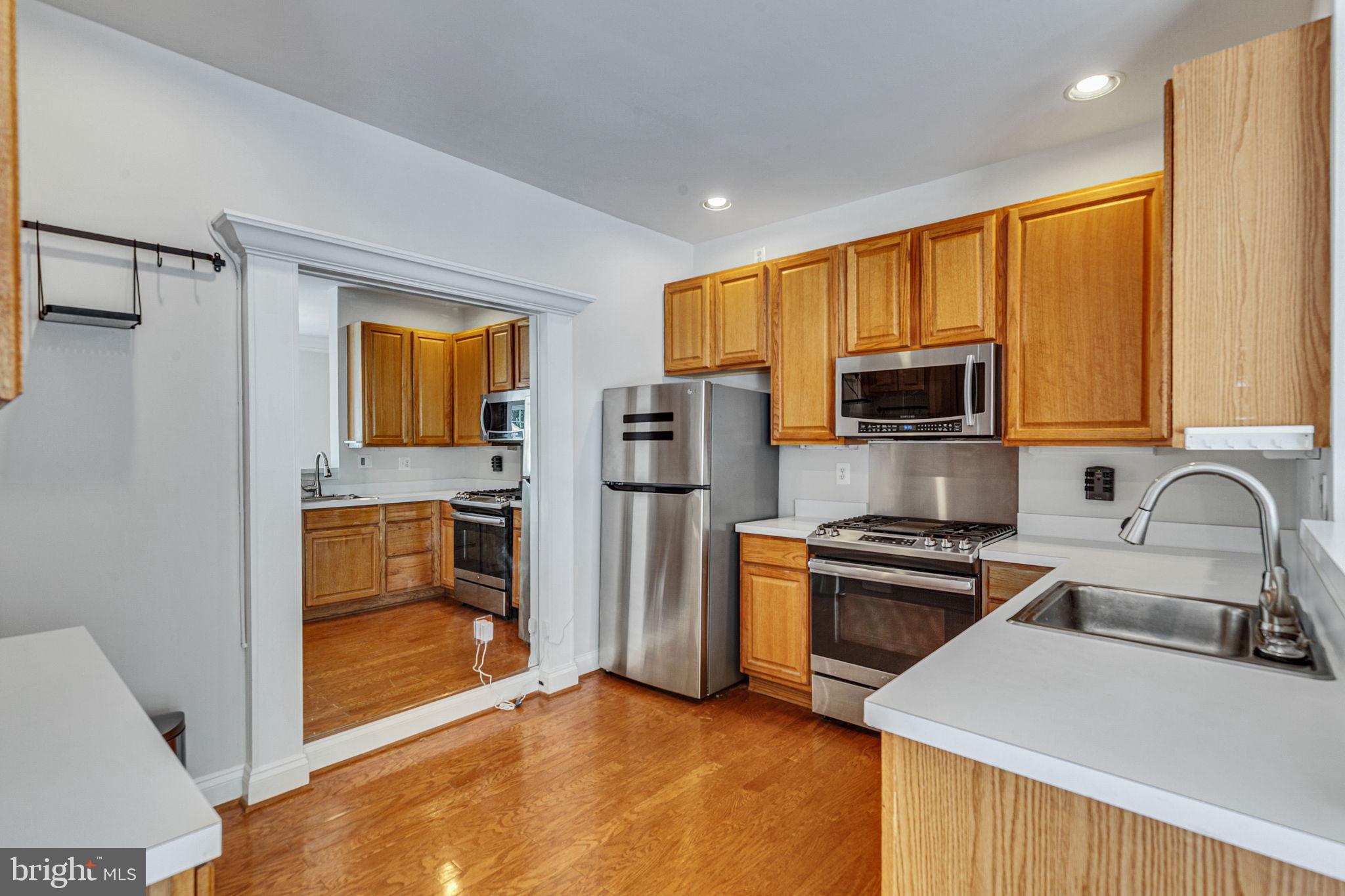 PINEY ORCHARD - Residential