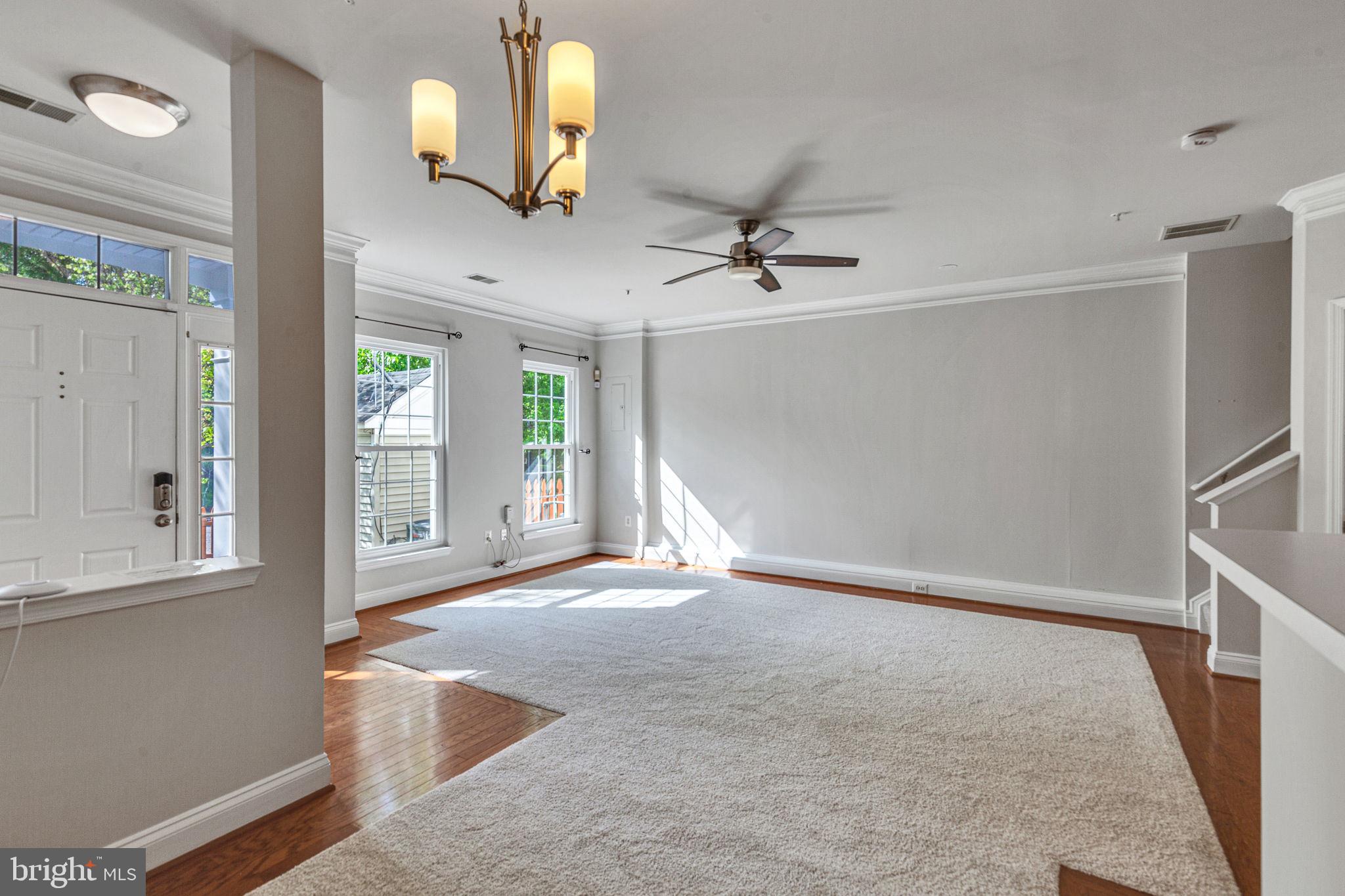 PINEY ORCHARD - Residential