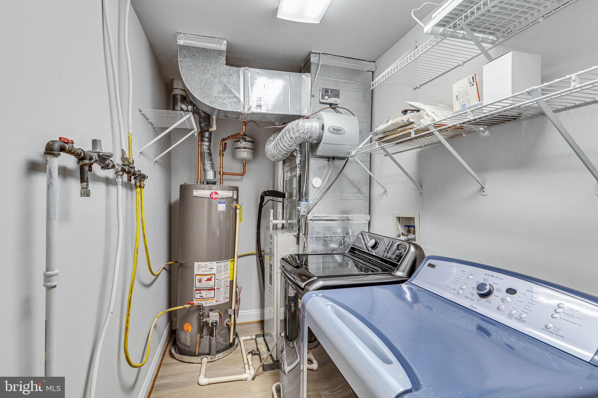 PINEY ORCHARD - Residential