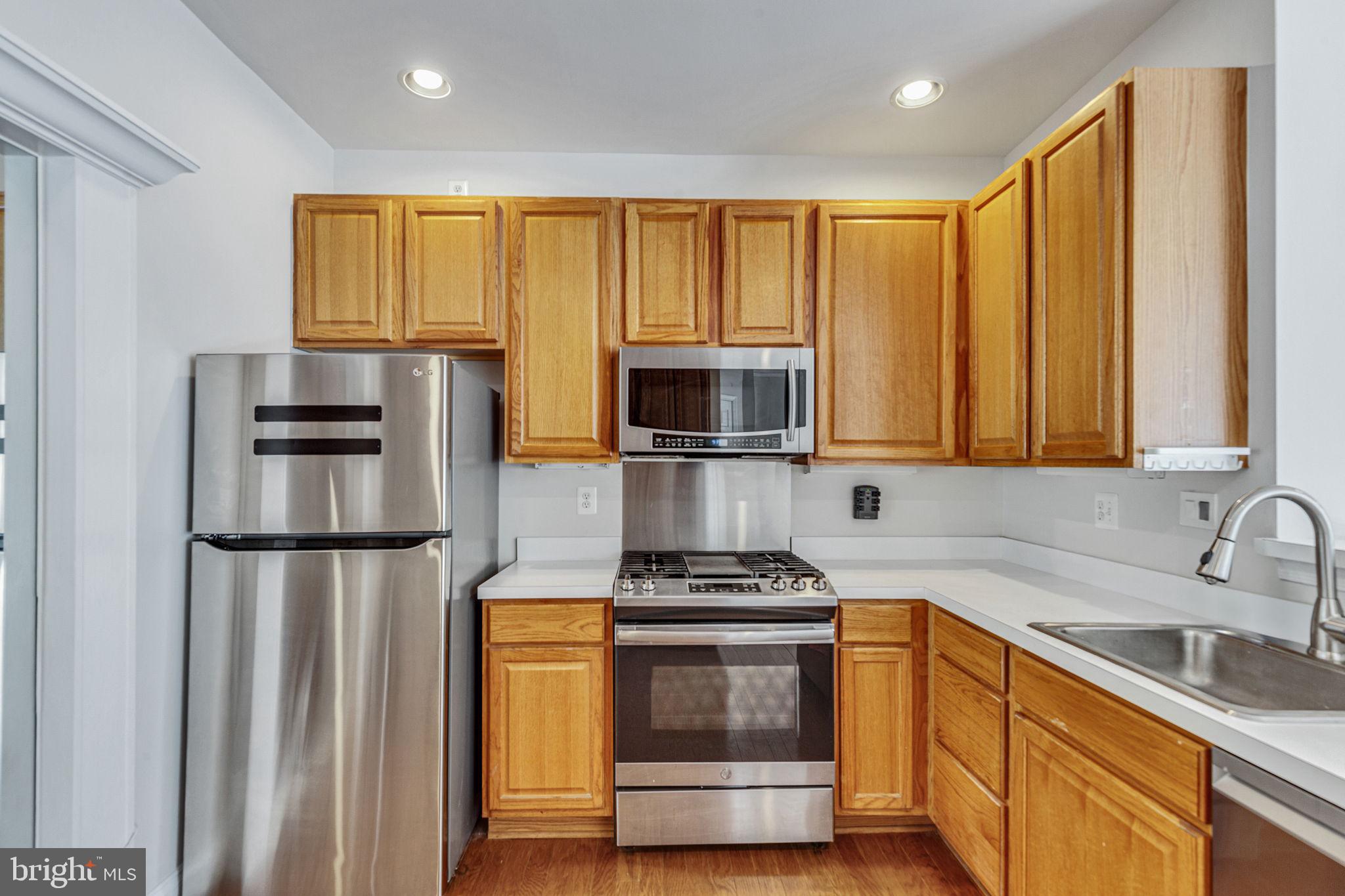 PINEY ORCHARD - Residential