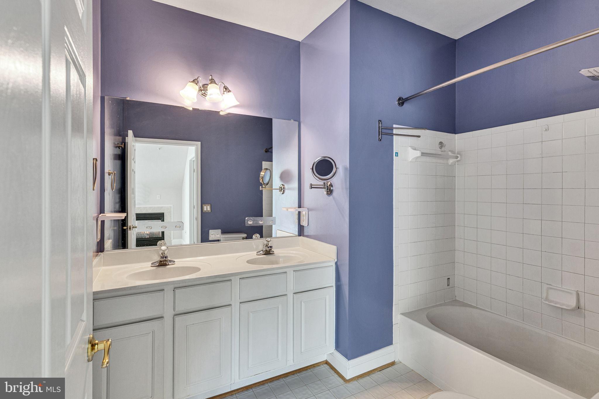 PINEY ORCHARD - Residential