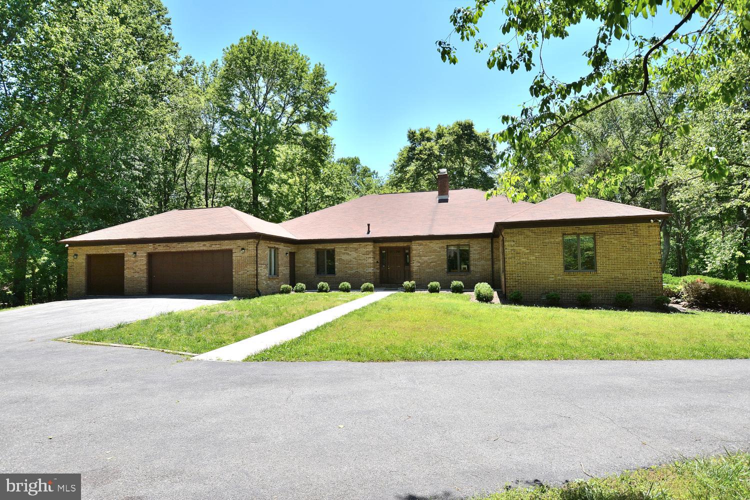 CROOM ACRES - Residential
