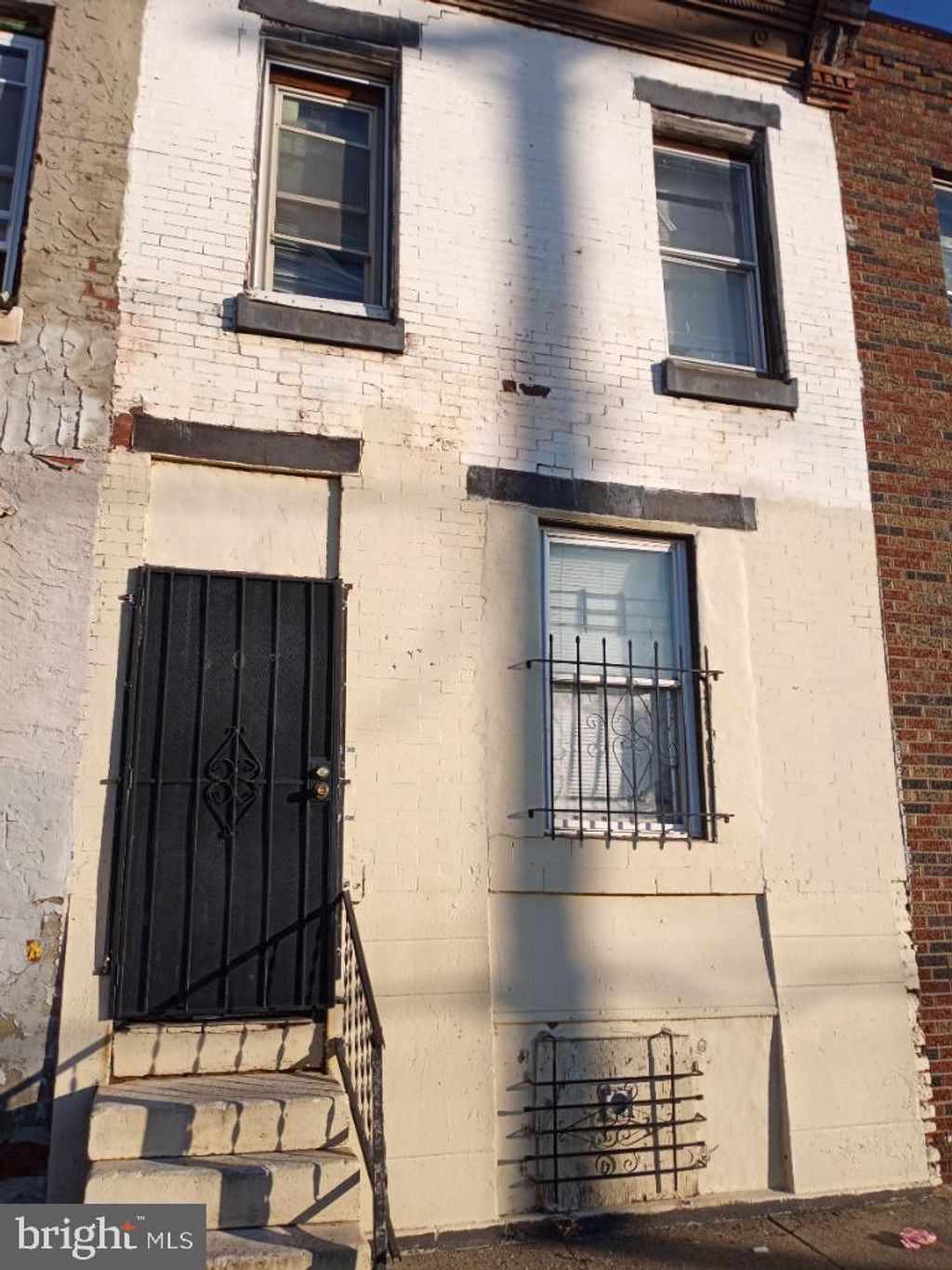 Photo of 303 E Indiana Avenue, PHILADELPHIA, PA 19134 (MLS # PAPH2587734)