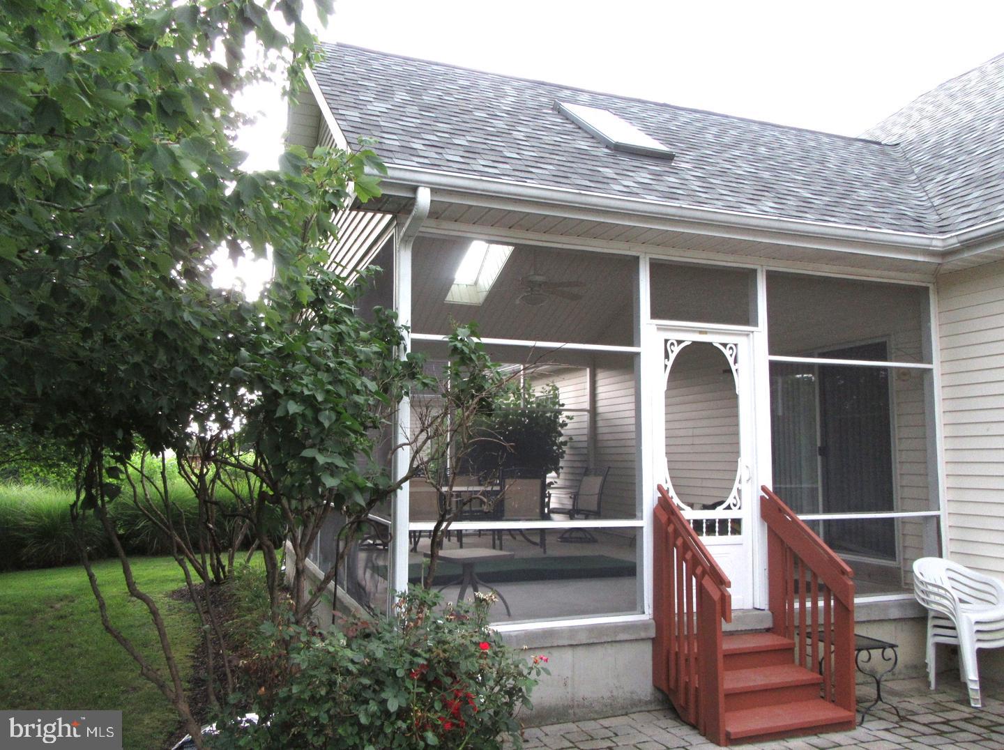213 MEGAN DRIVE