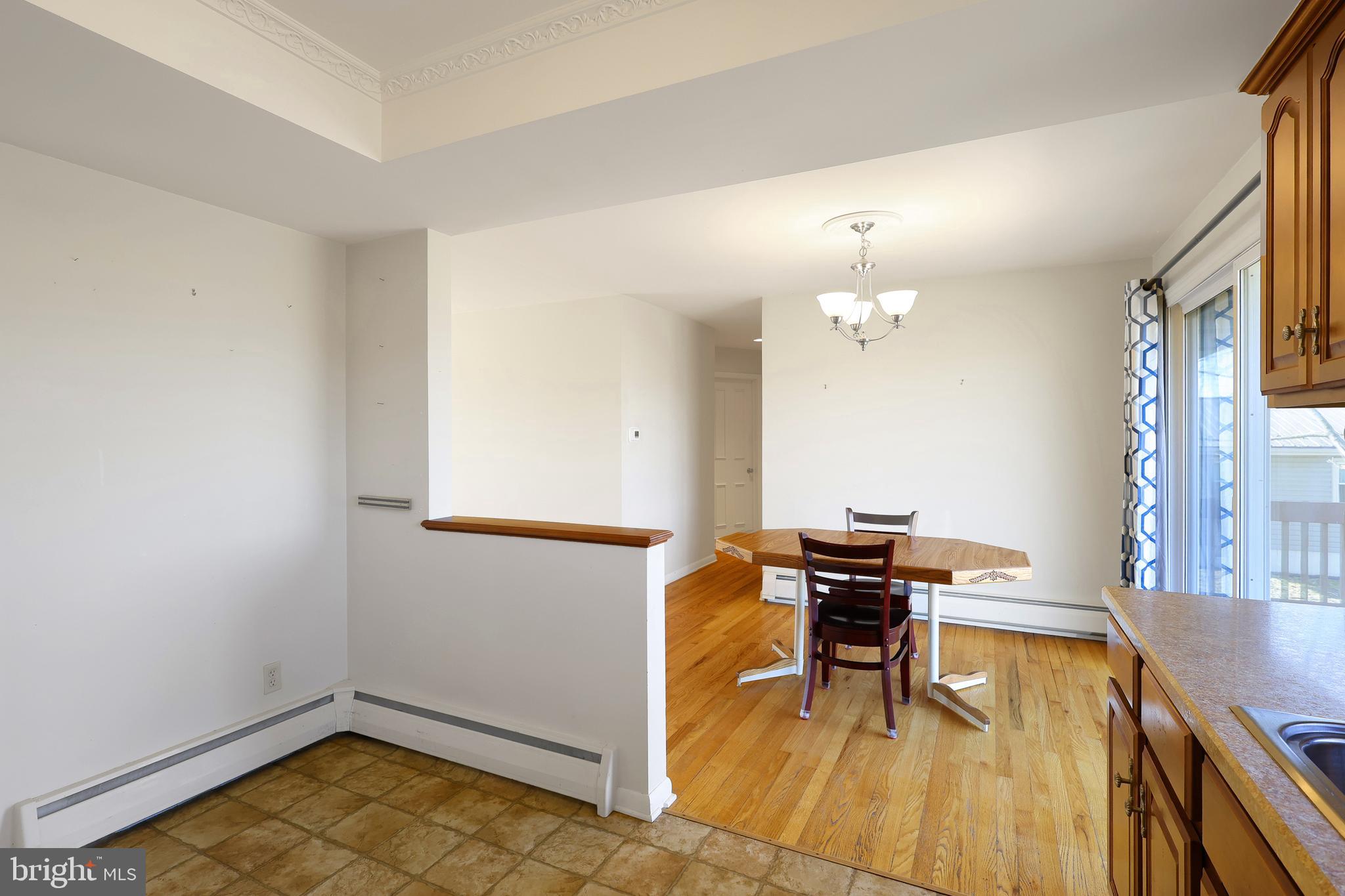 WHITE OAKS - Residential