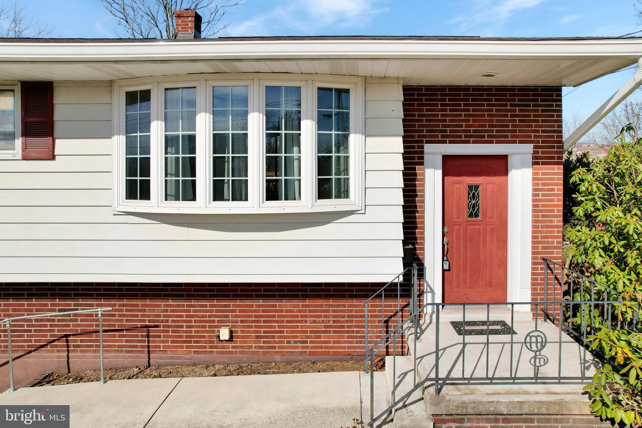 WHITE OAKS - Residential