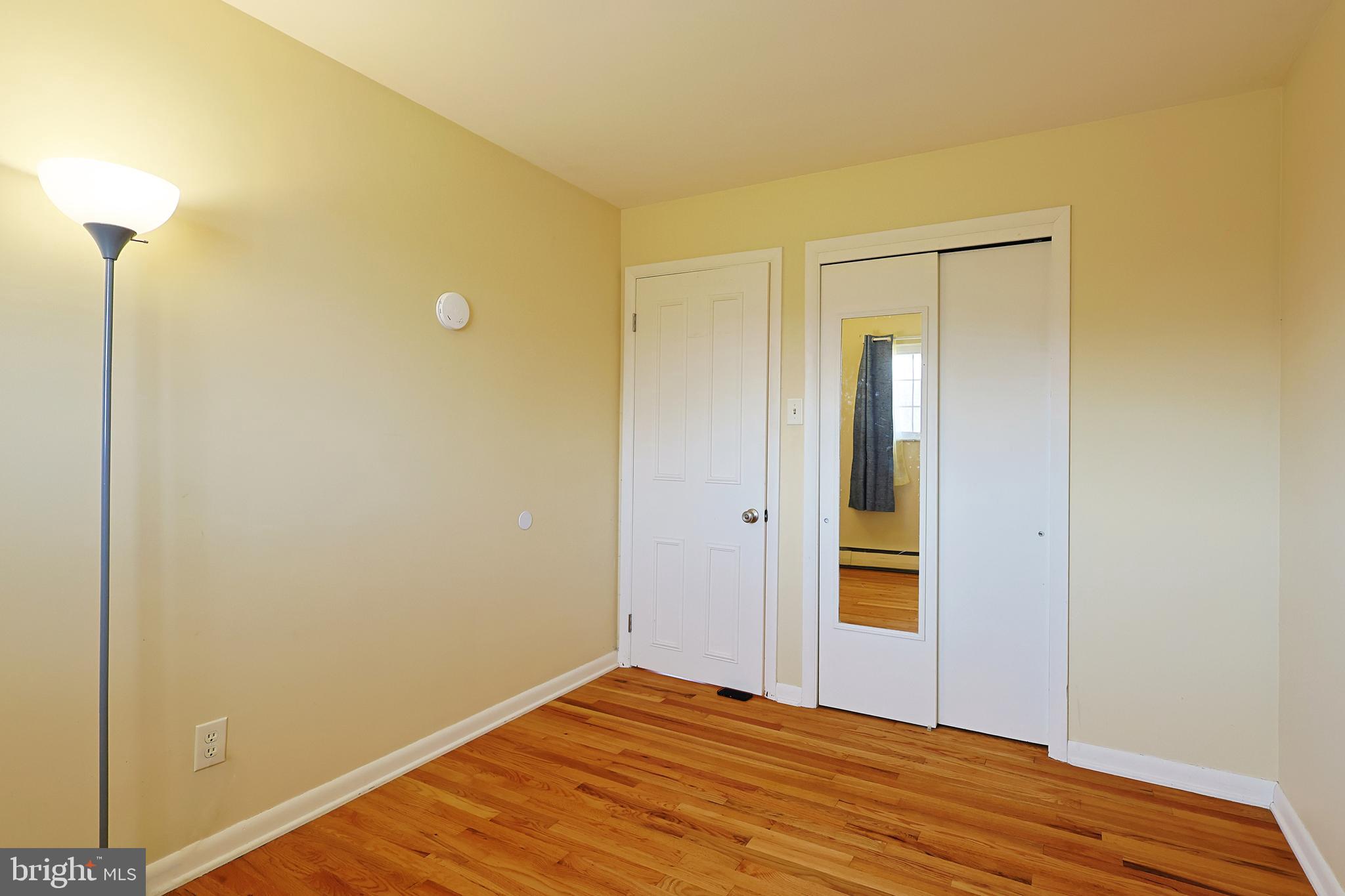 WHITE OAKS - Residential