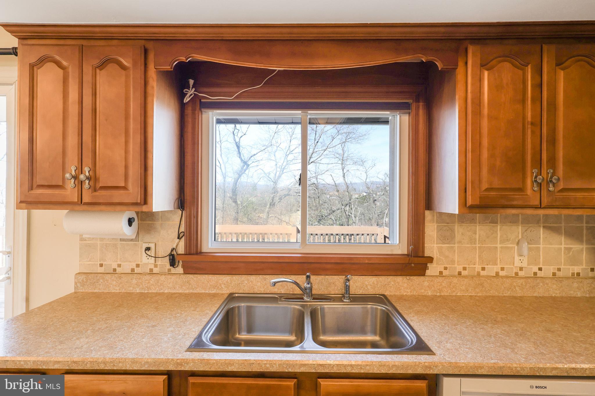 WHITE OAKS - Residential