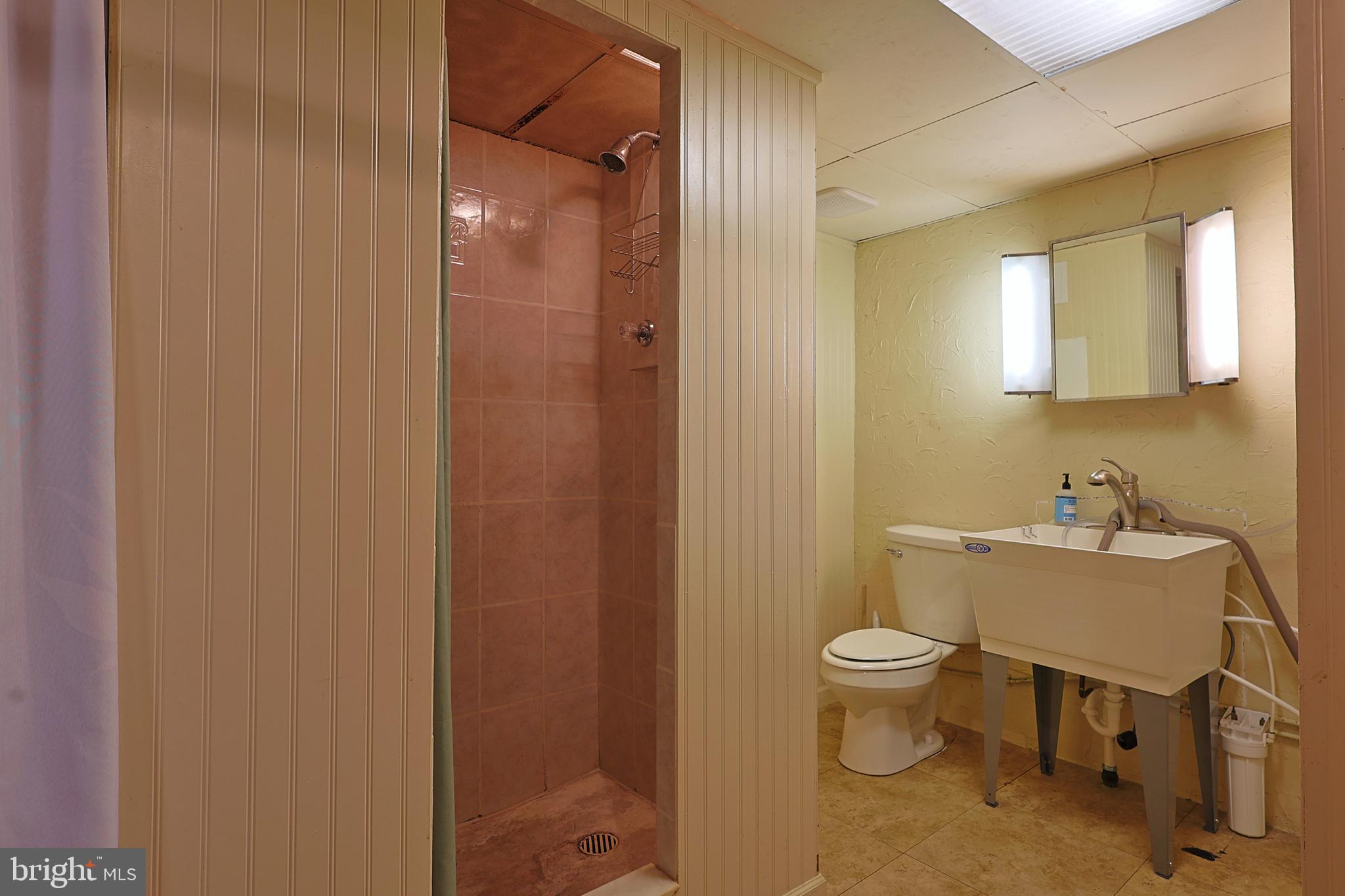 WHITE OAKS - Residential