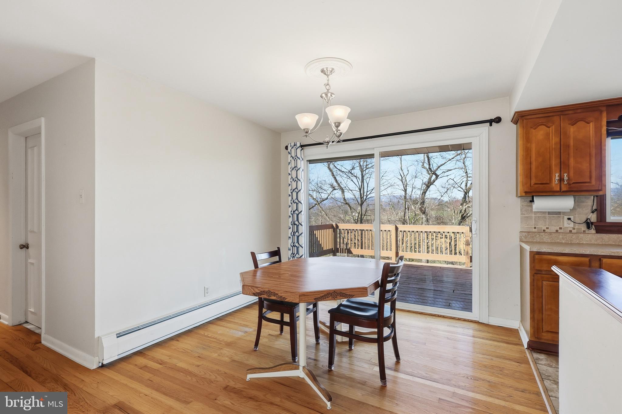 WHITE OAKS - Residential