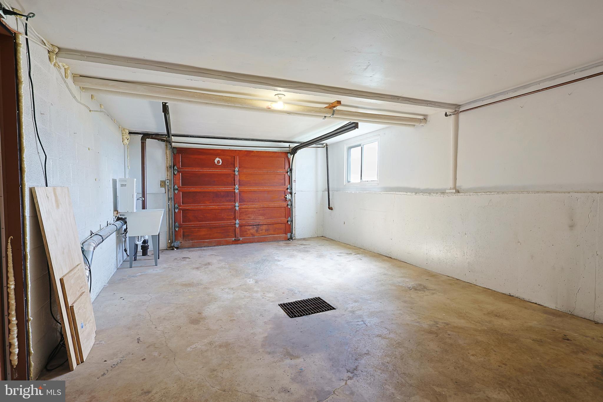 WHITE OAKS - Residential