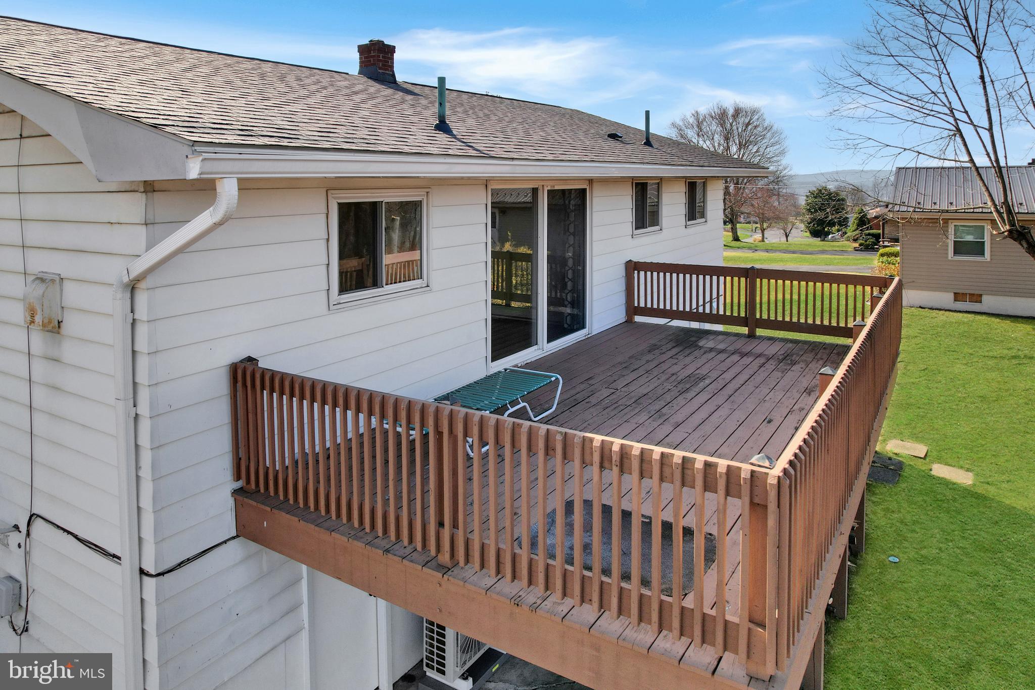 WHITE OAKS - Residential