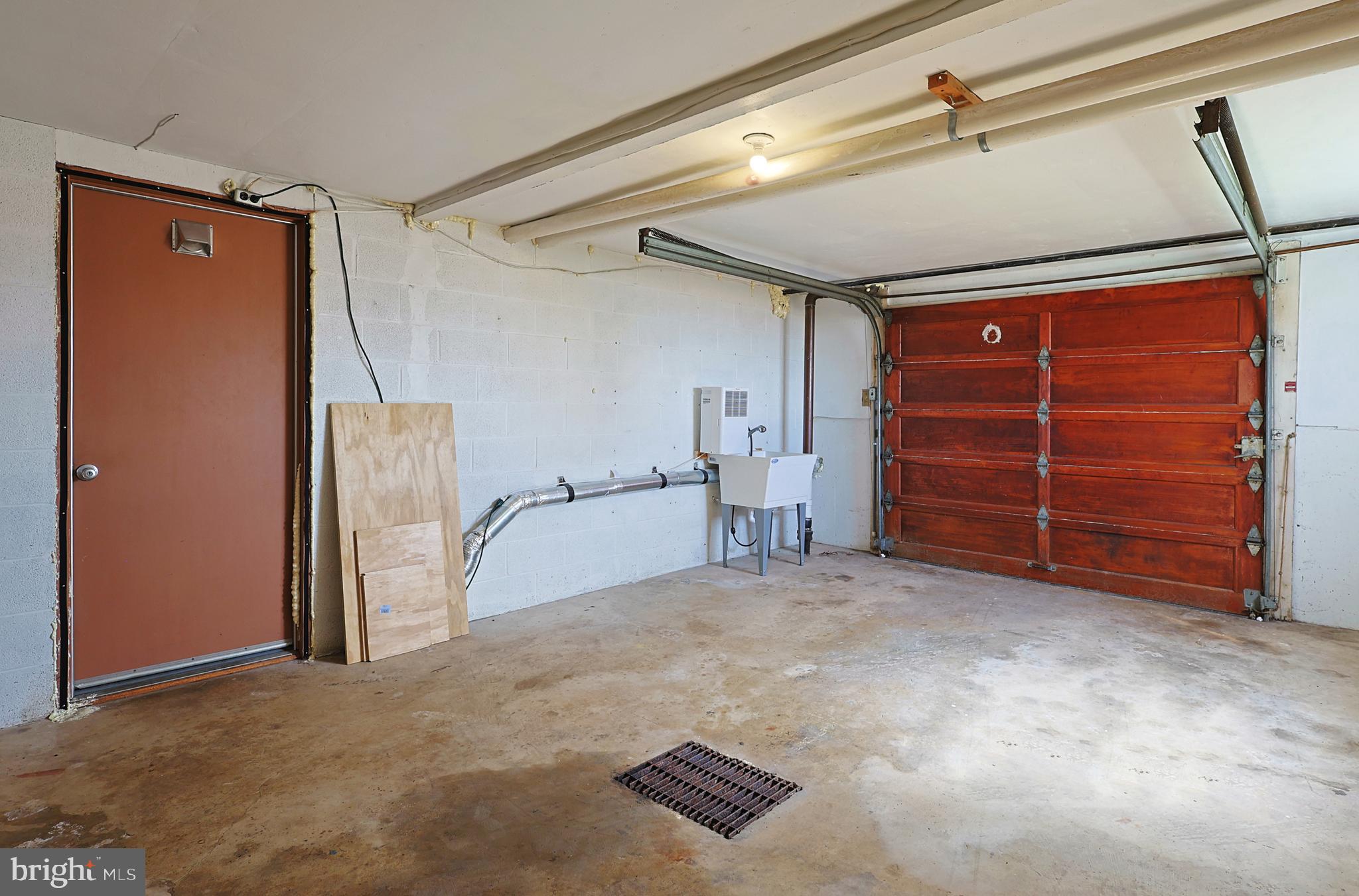 WHITE OAKS - Residential