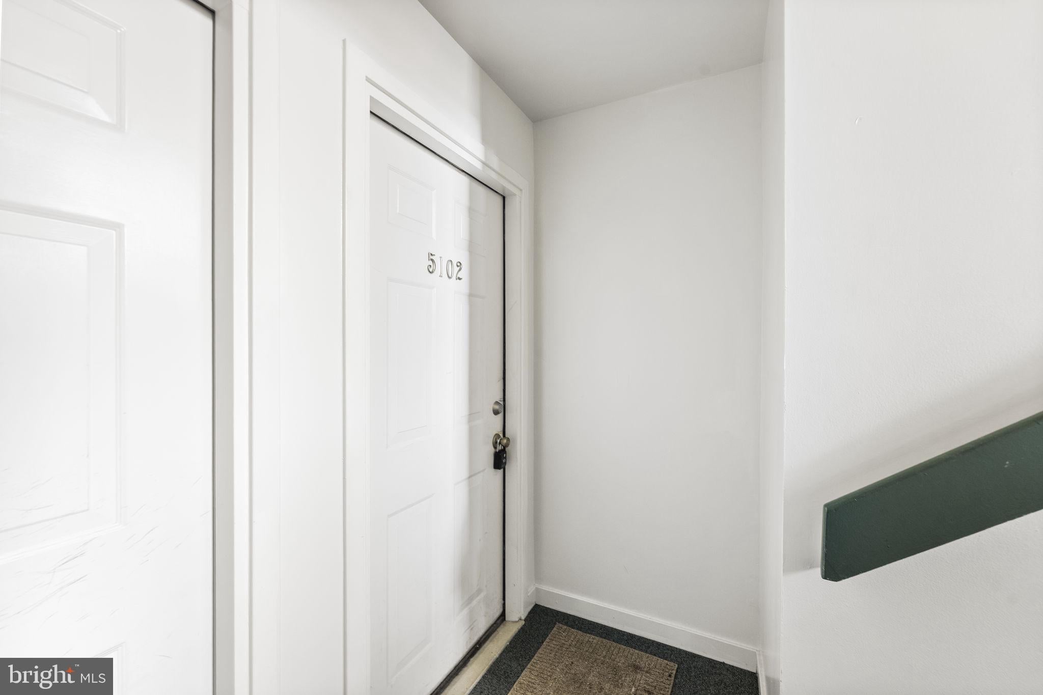 5102 CENTER 5102