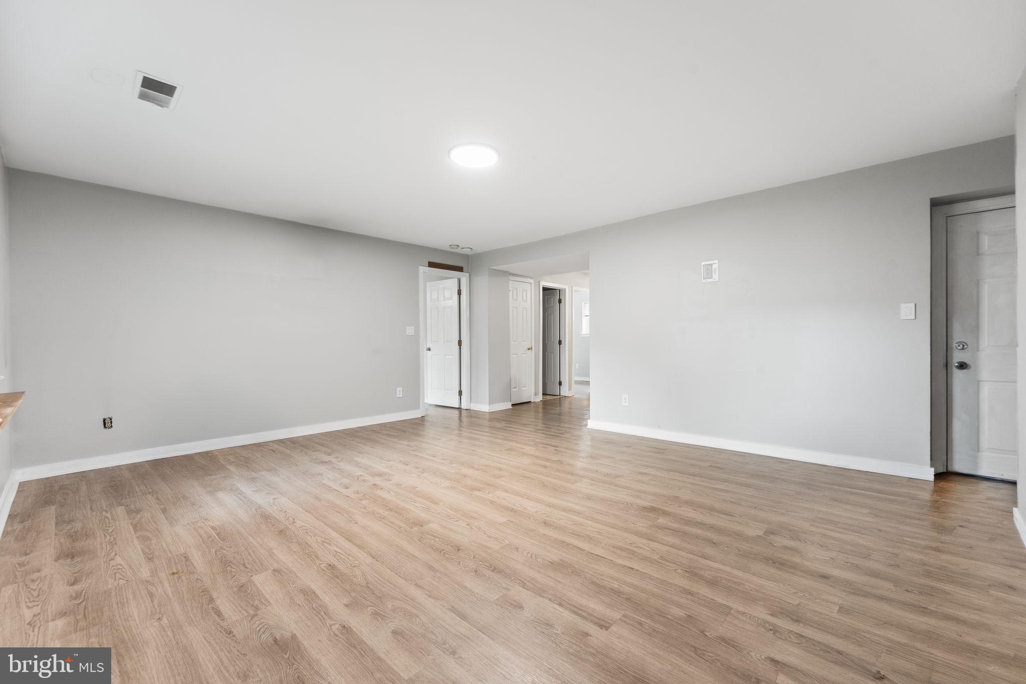 5102 CENTER 5102