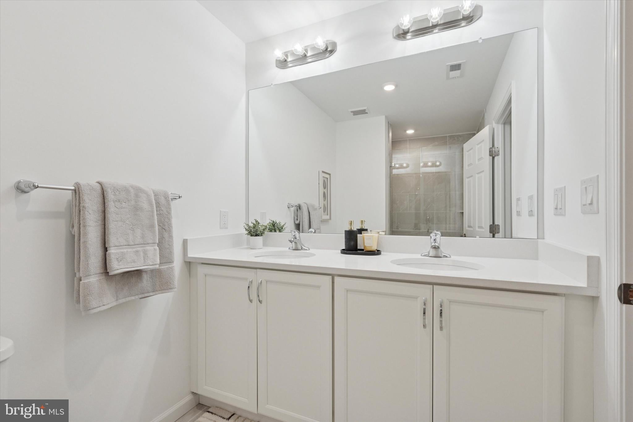 16353 RIVER VIEW COURT