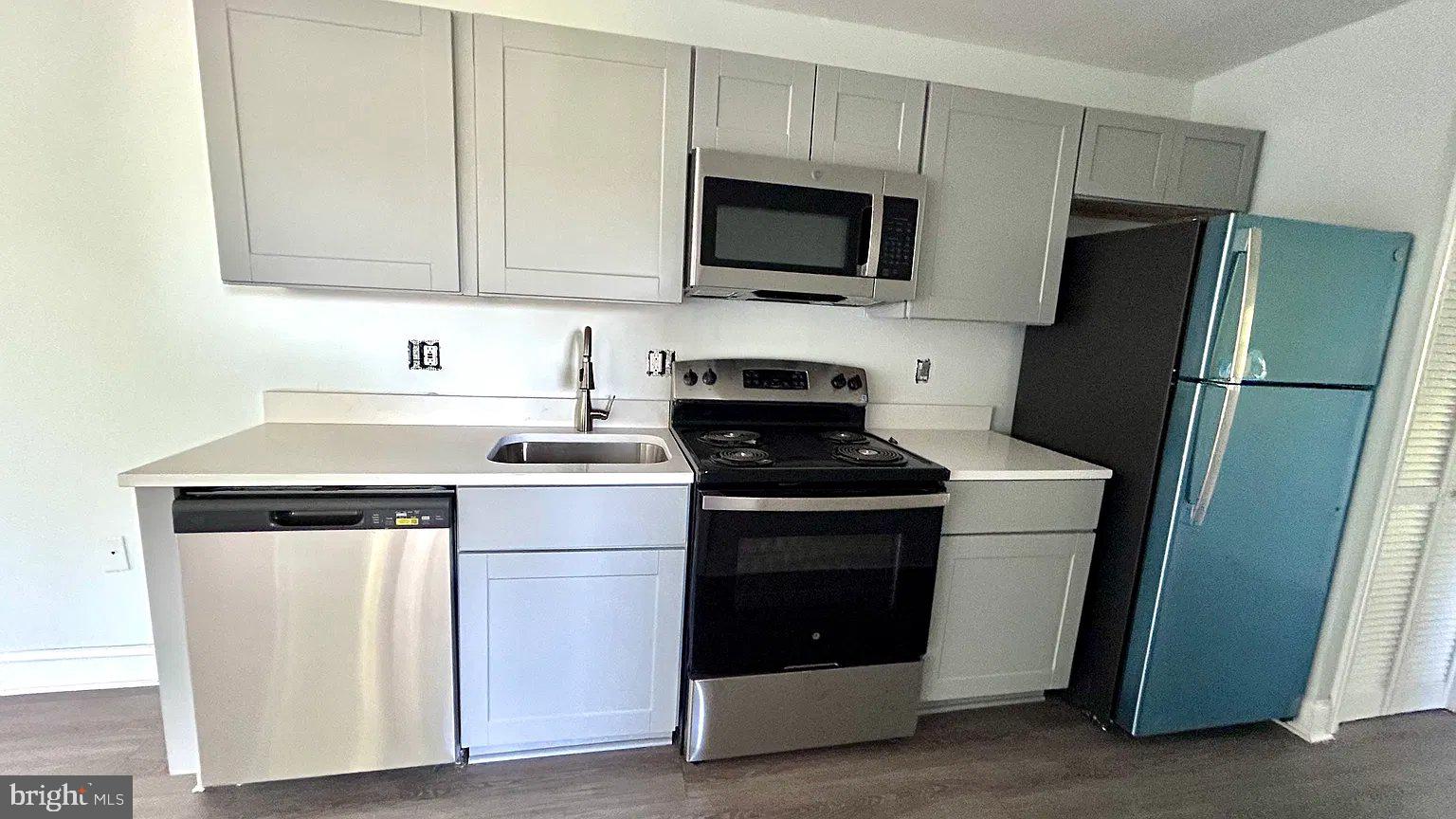 26040 WOODFIELD ROAD 14