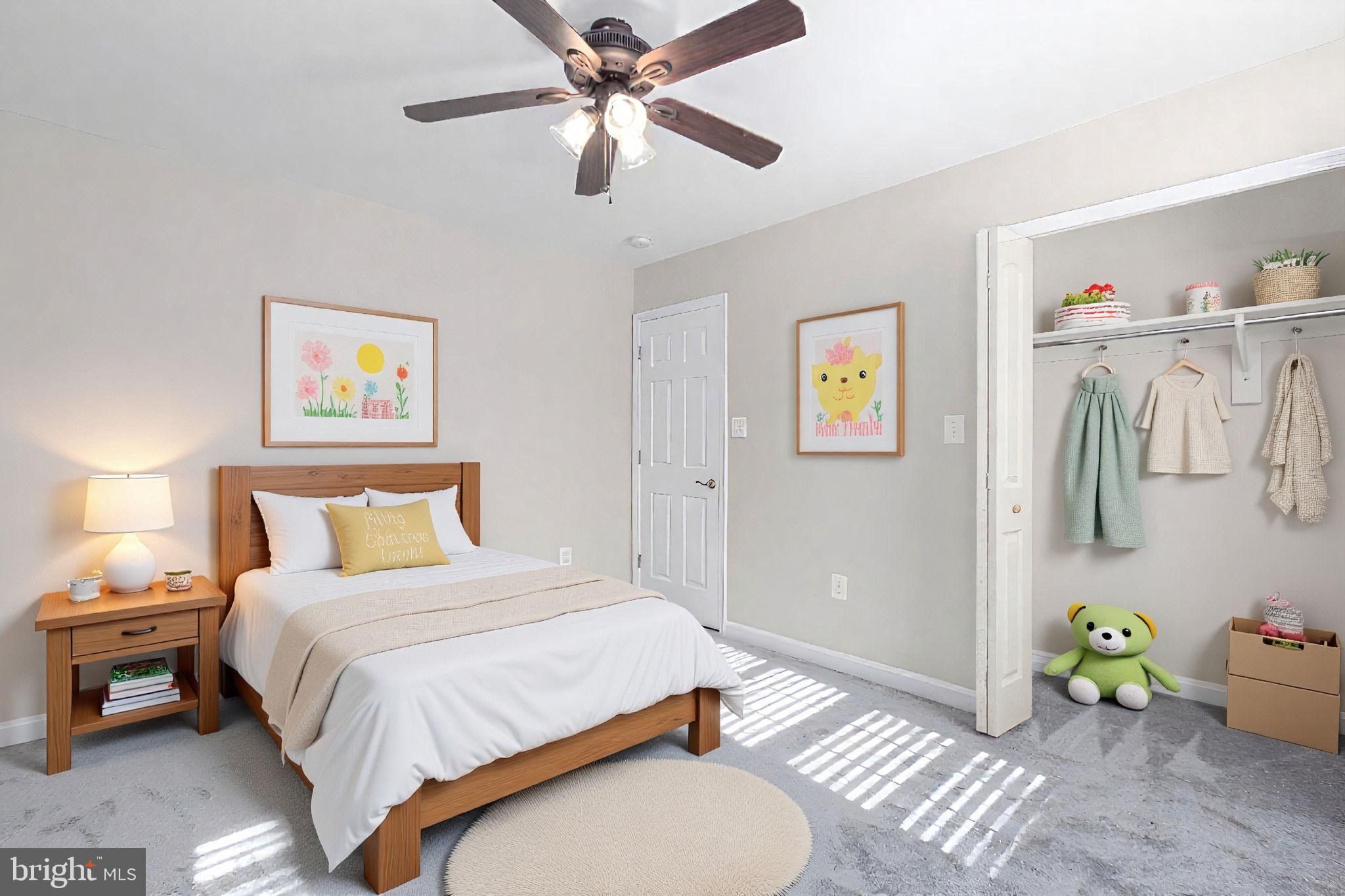 SHOREWOOD - Residential