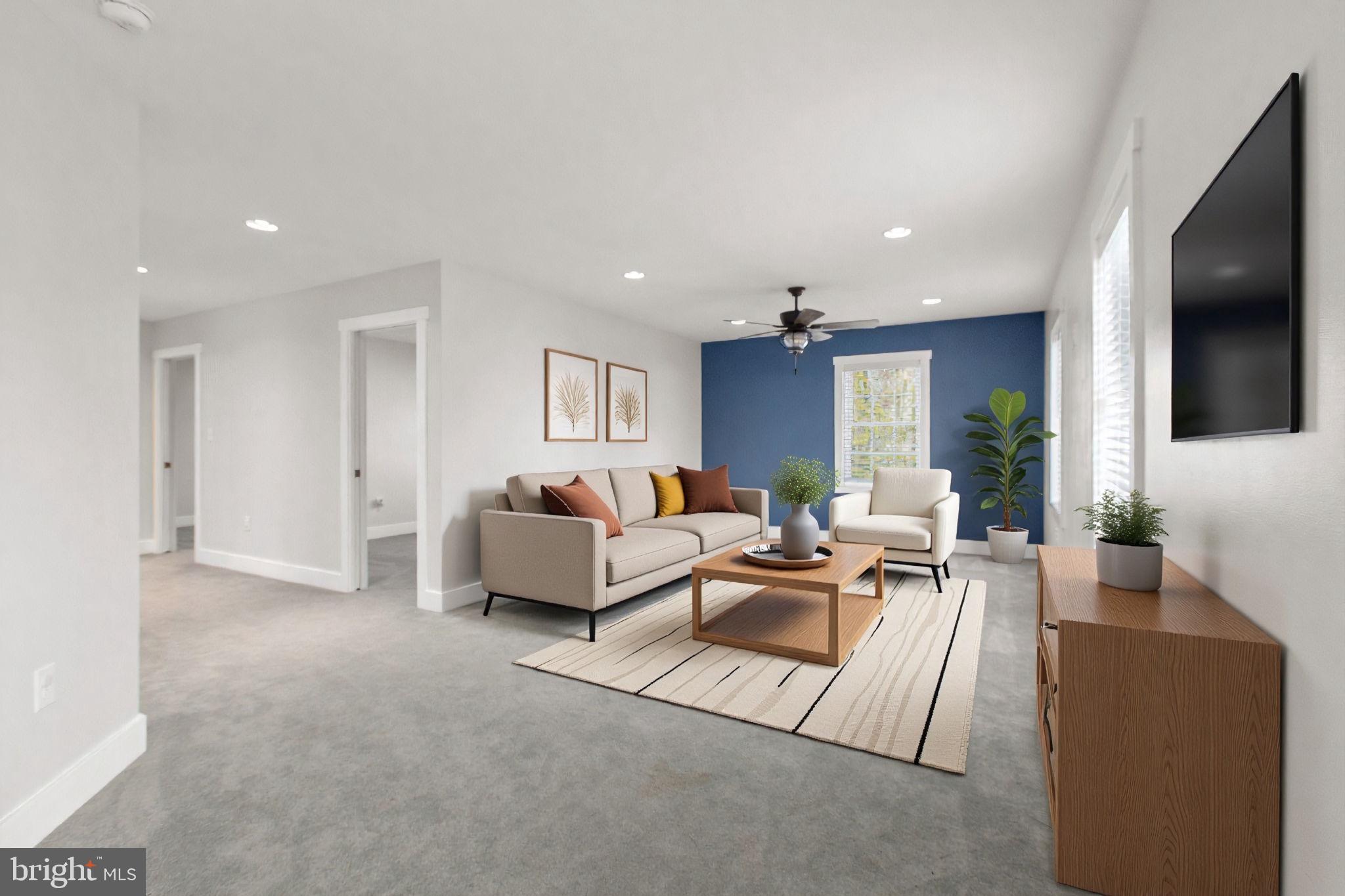 SHOREWOOD - Residential