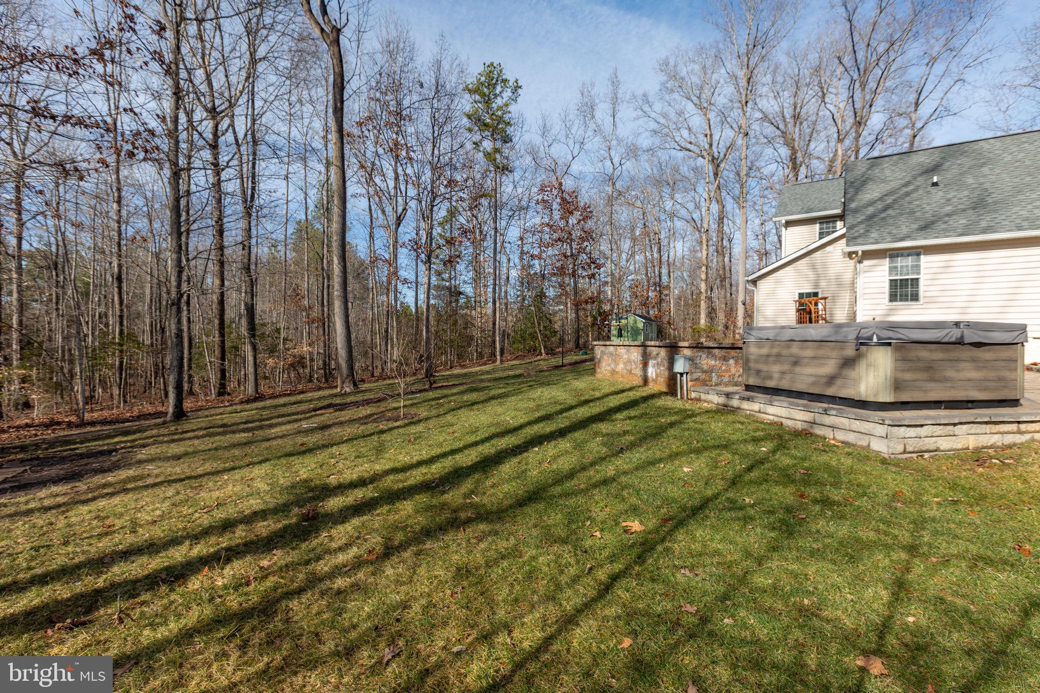 SHOREWOOD - Residential