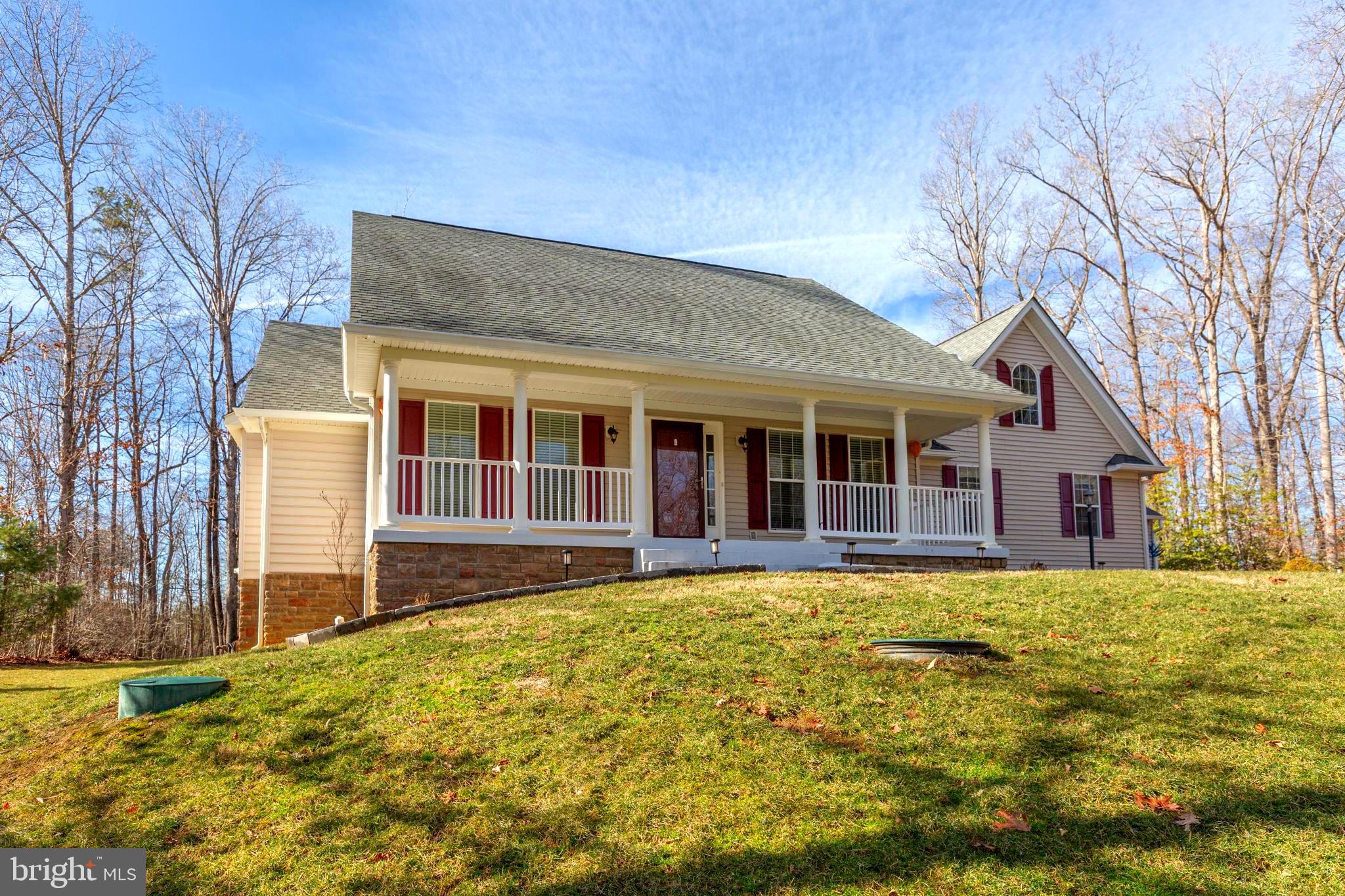 SHOREWOOD - Residential