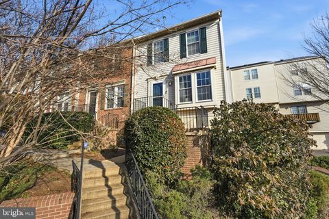 3017 22ND STREET S ARLINGTON VA 22204