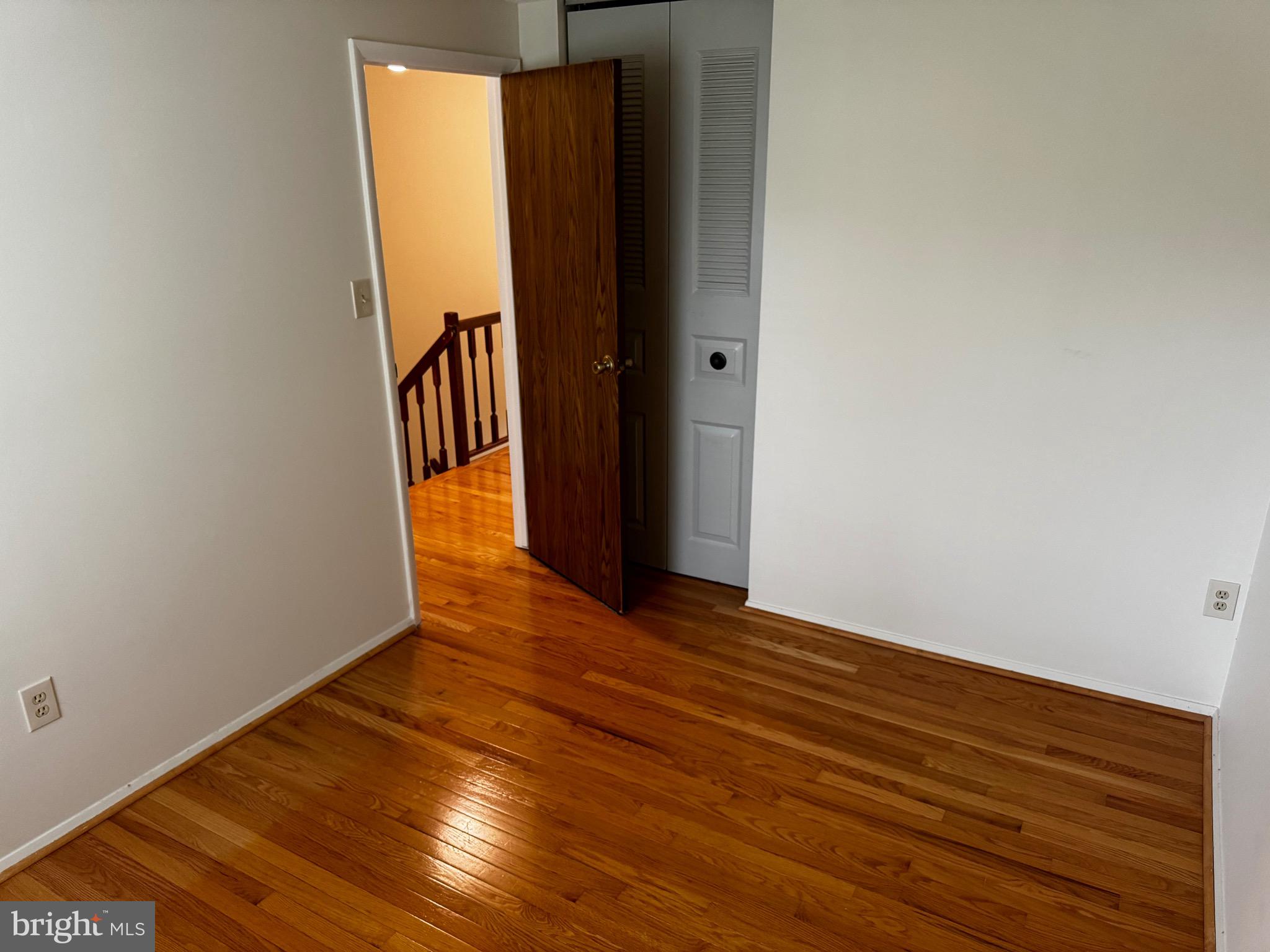 ASHTON VILLAGE - Residential Lease