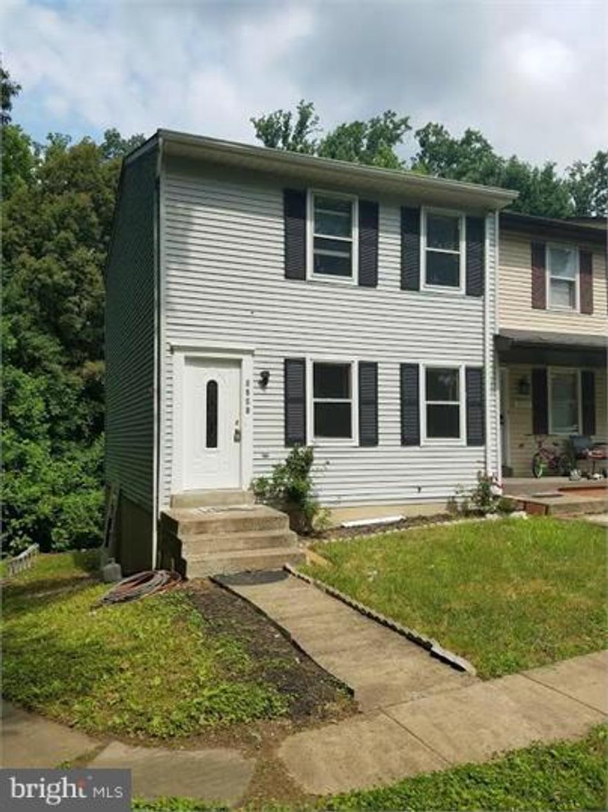 3 Level End Unit Townhouse. Home Features Two master bedrooms, 3 full baths, family room. Balcony off dining room. Eat-in kitchen, plus breakfast bar. Basement Features bonus room and full kitchen. Backs to woods and located in a cul-de-sac. We are Pet Friendly. Credit Check Required. Housing Choice Program Vouchers accepted. Showings by Appointment Only.  Apply Today!