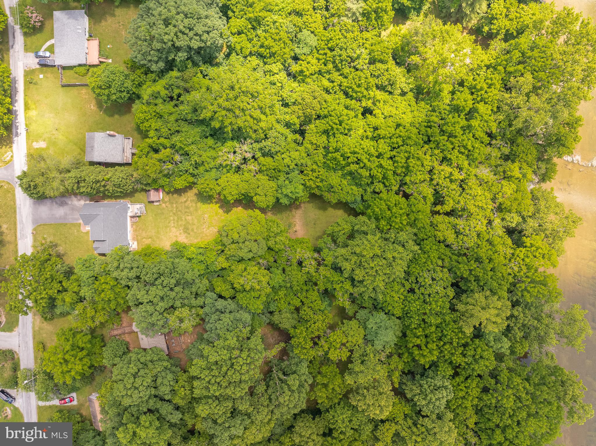 AVON BEND - Residential