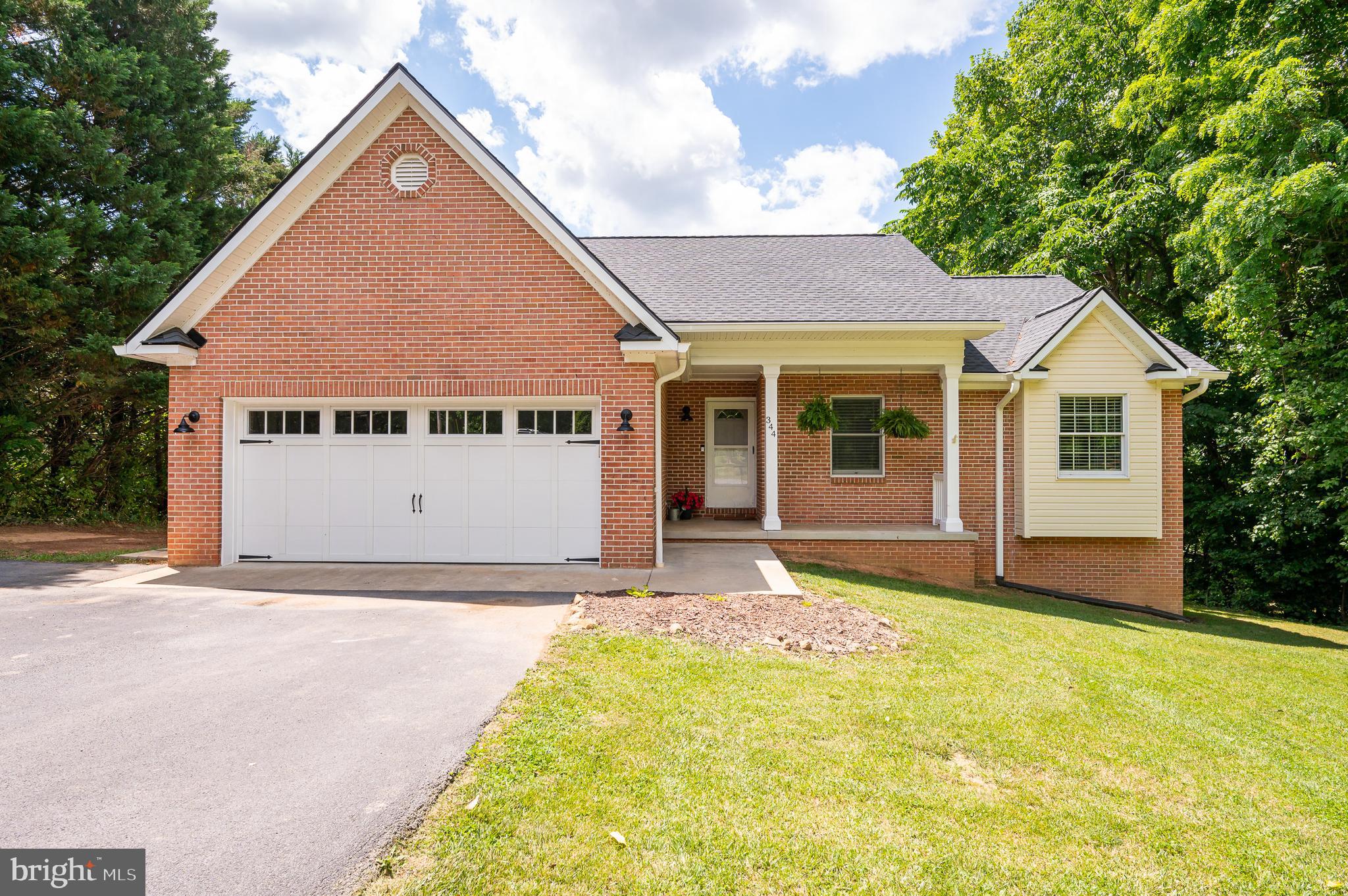 AVON BEND - Residential