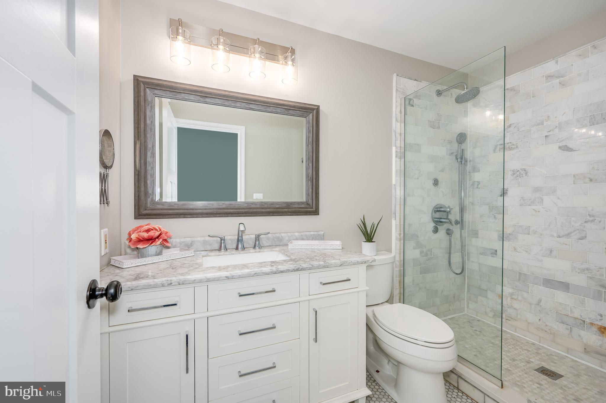 AVON BEND - Residential