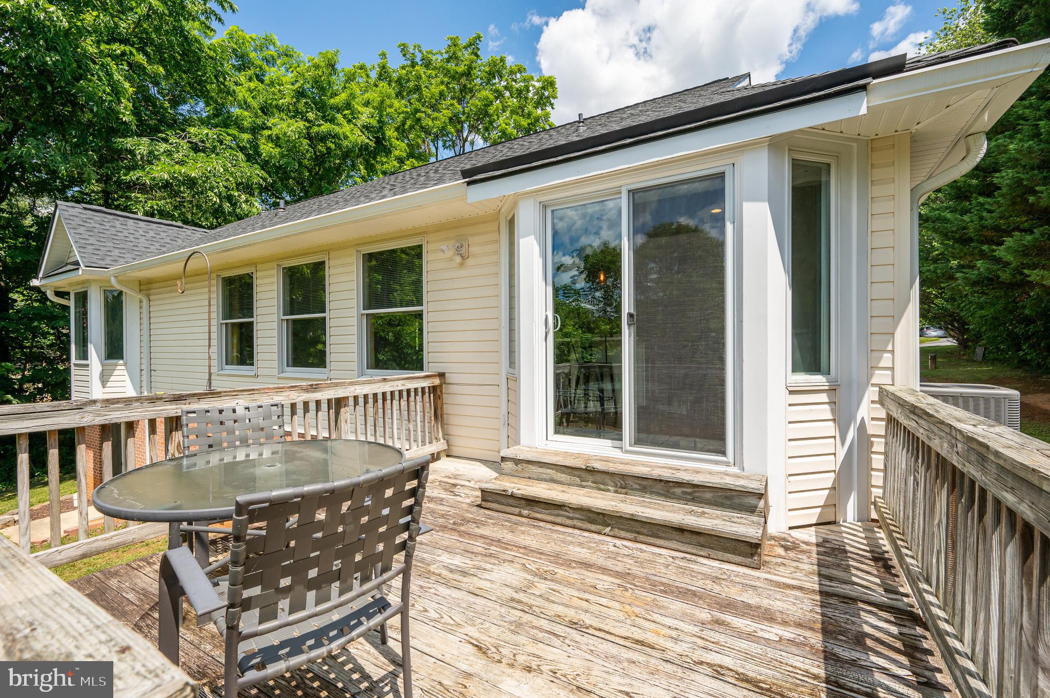 AVON BEND - Residential